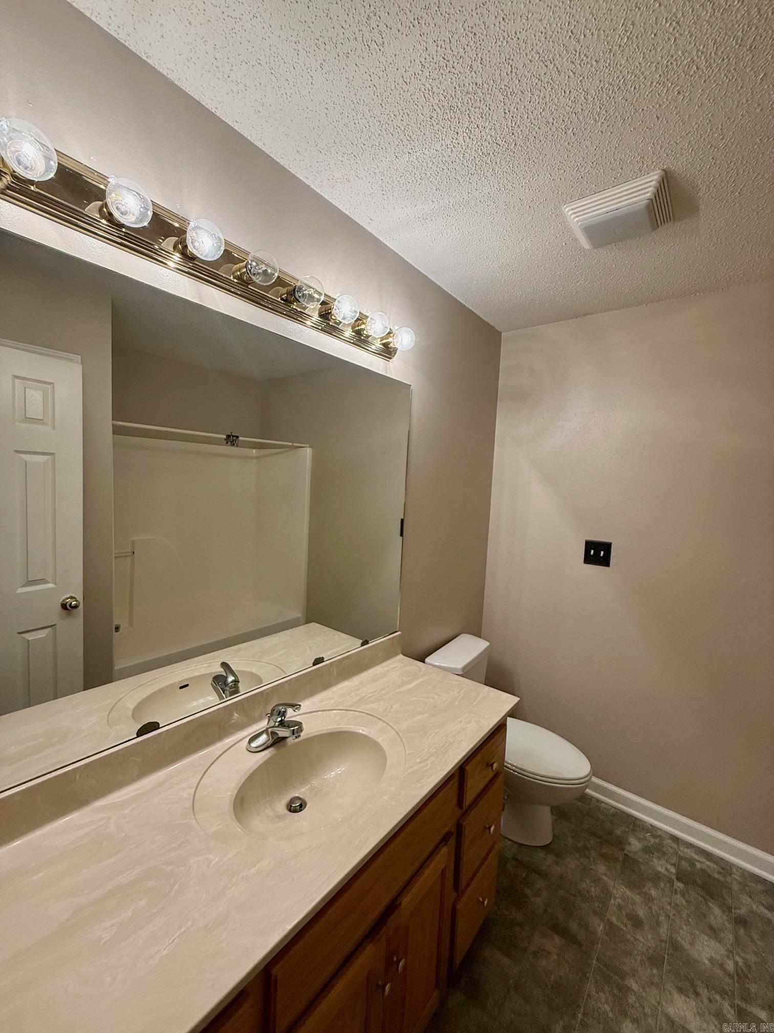 3401 Lacross  Bryant, AR