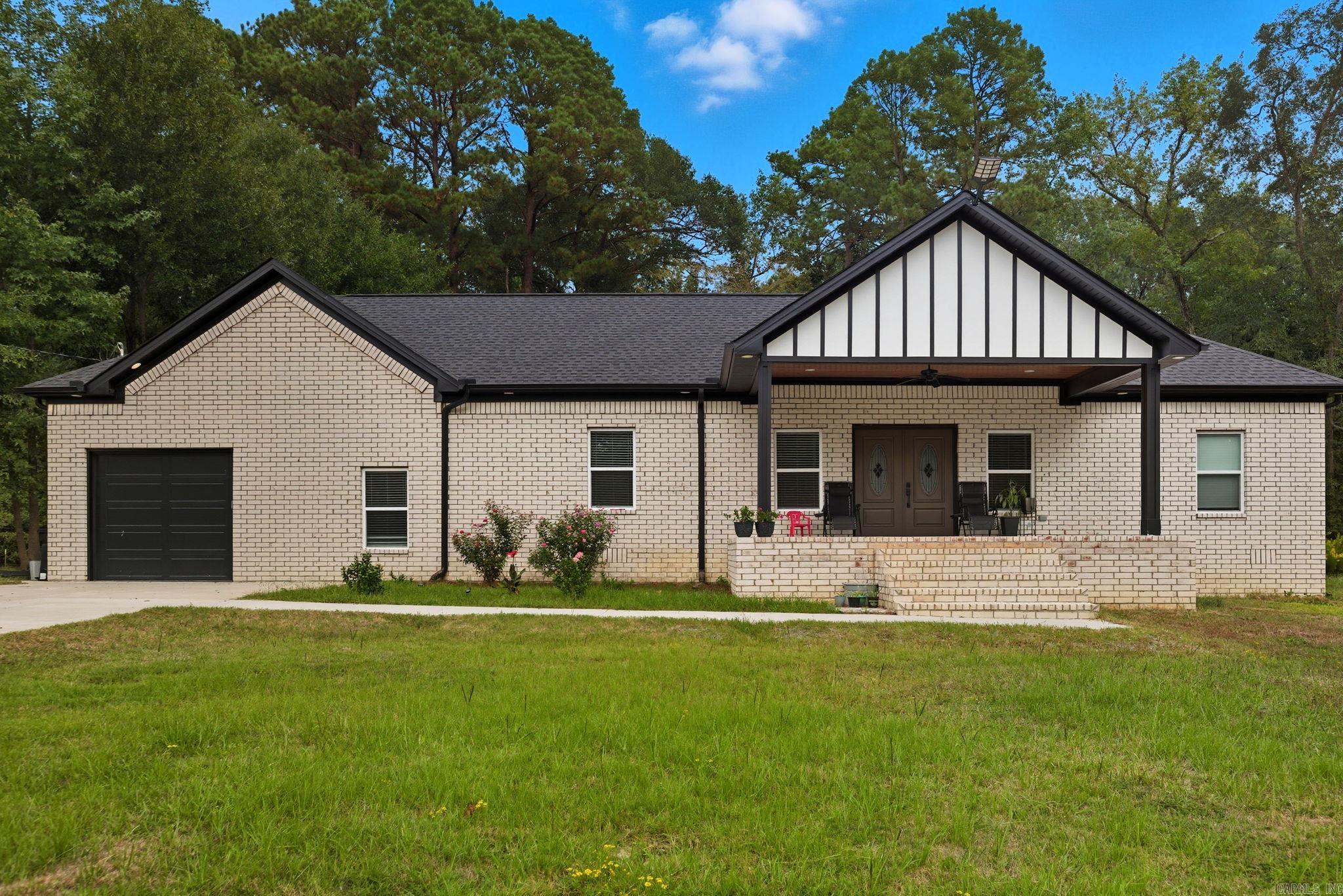 12332 Loganberry  Alexander, AR