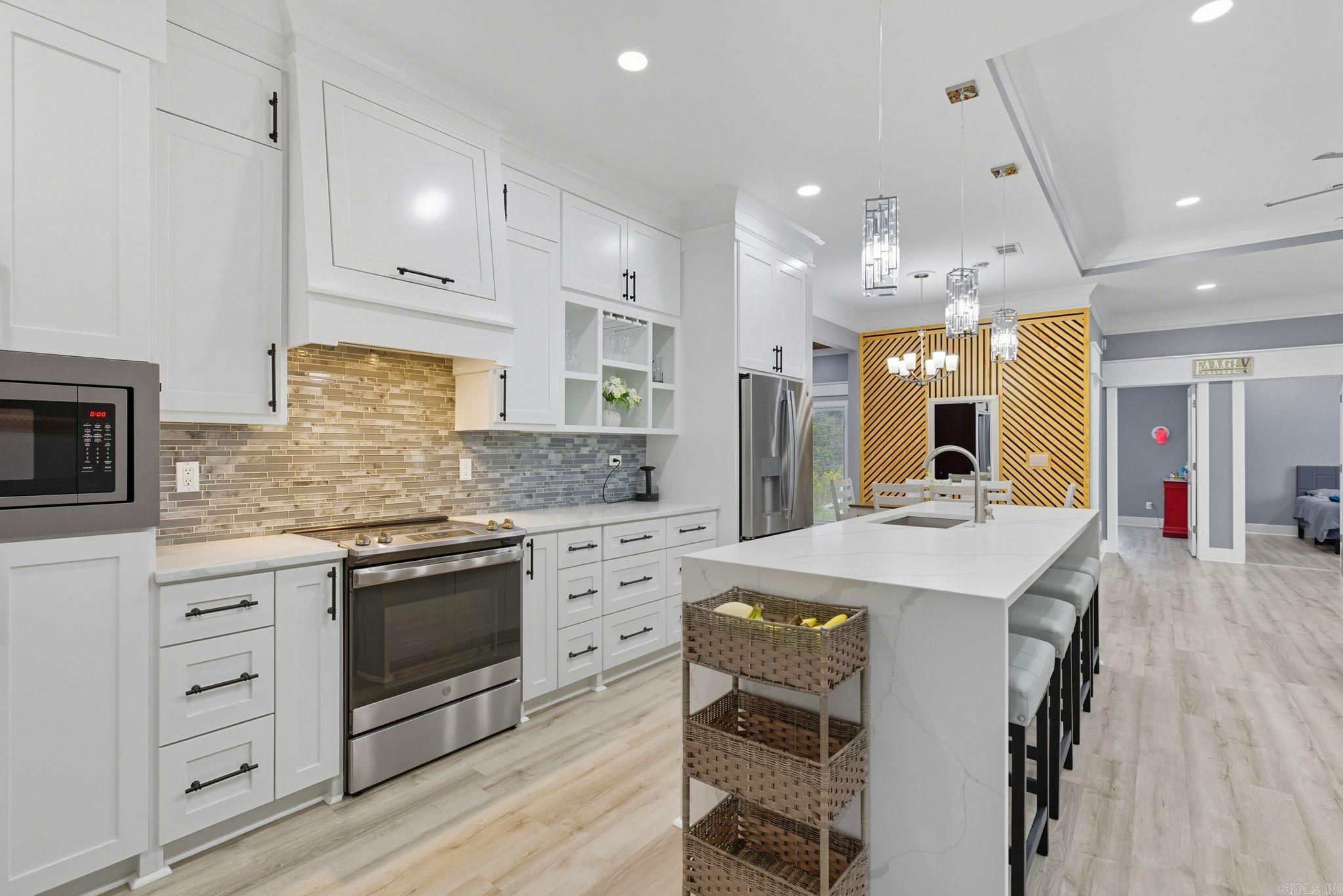 12332 Loganberry  Alexander, AR