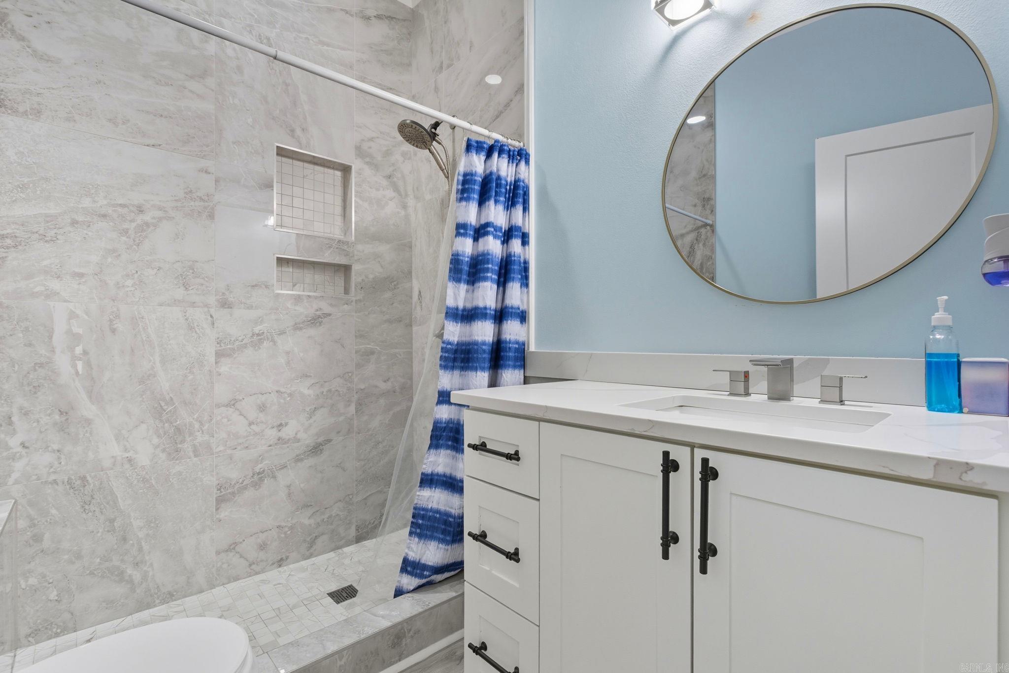 12332 Loganberry  Alexander, AR