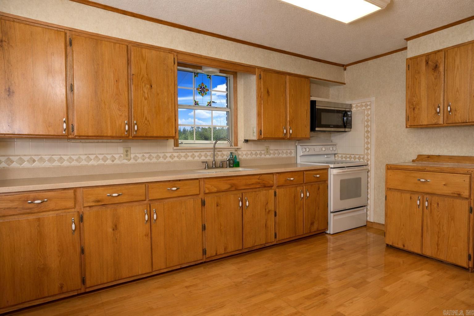 7407 W 13th  Pine Bluff, AR