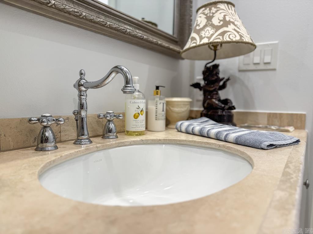 20 CENTER ROAD  Mayflower, AR