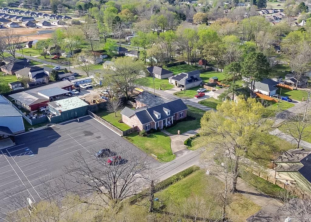 20 CENTER ROAD  Mayflower, AR