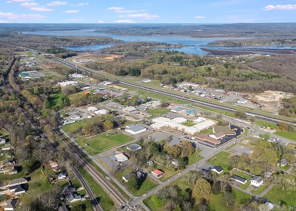 20 CENTER ROAD  Mayflower, AR