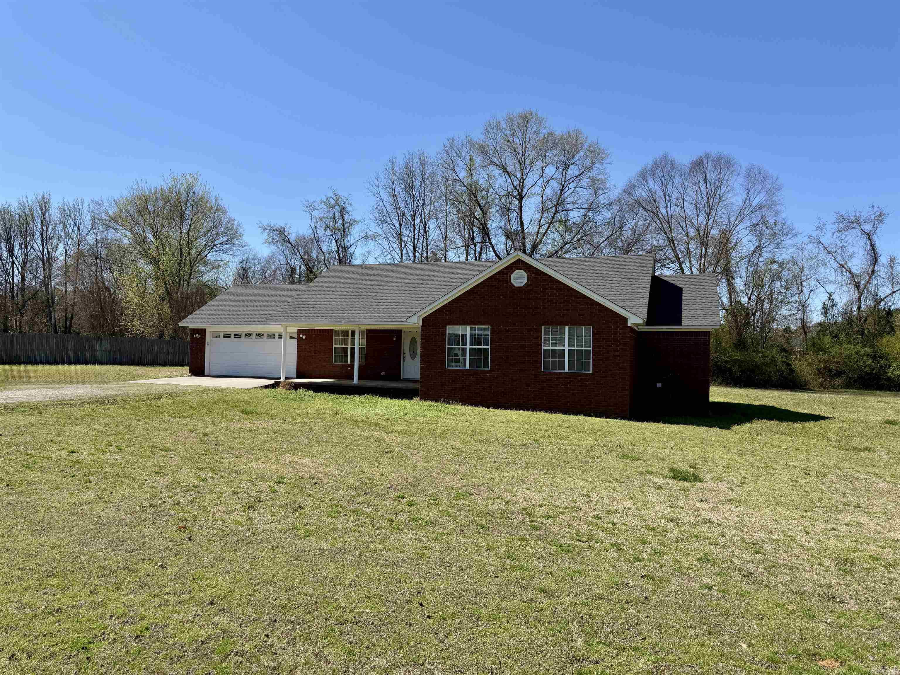 196 Angela Dr  Clarksville, AR