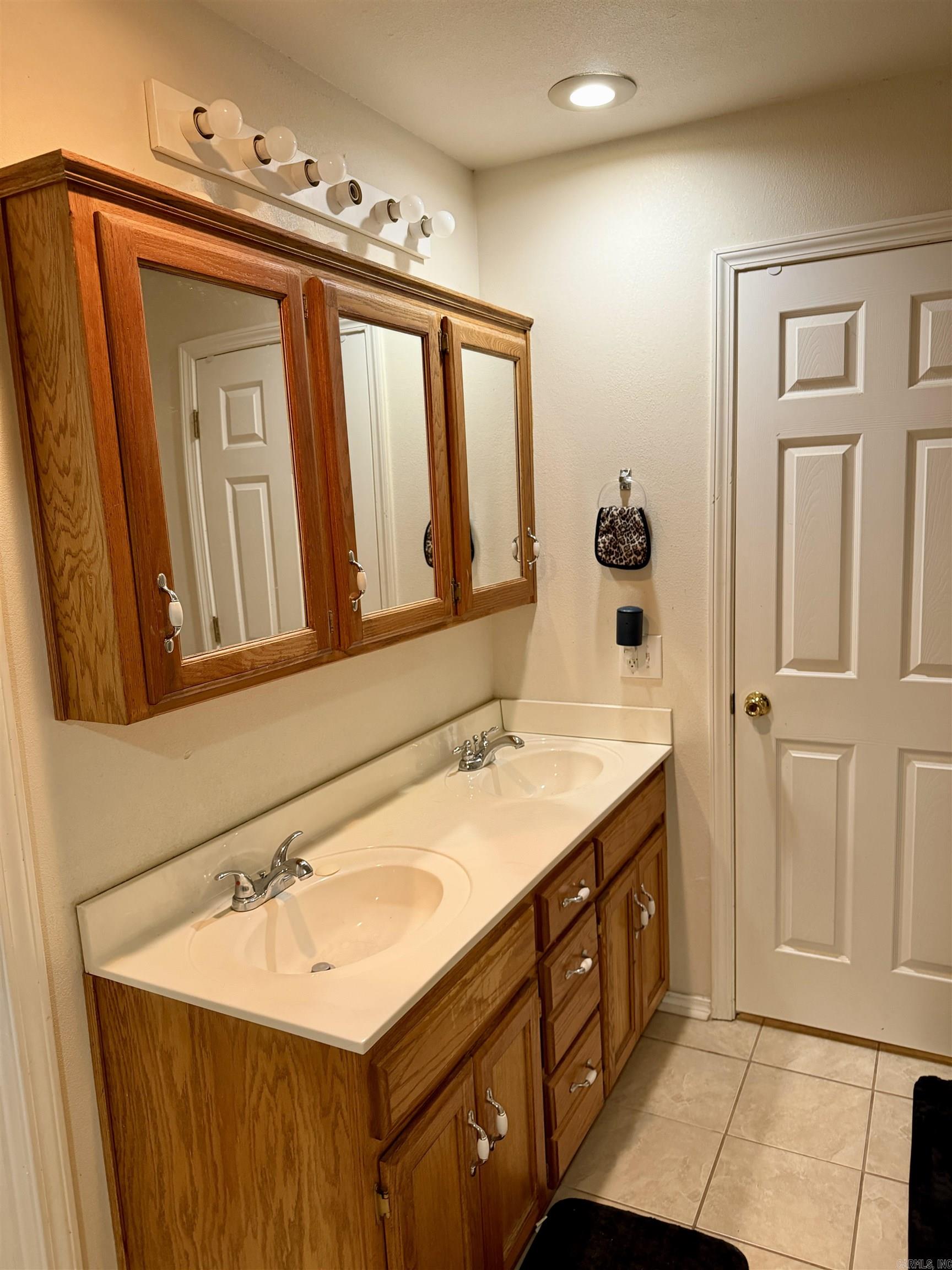 196 Angela Dr  Clarksville, AR