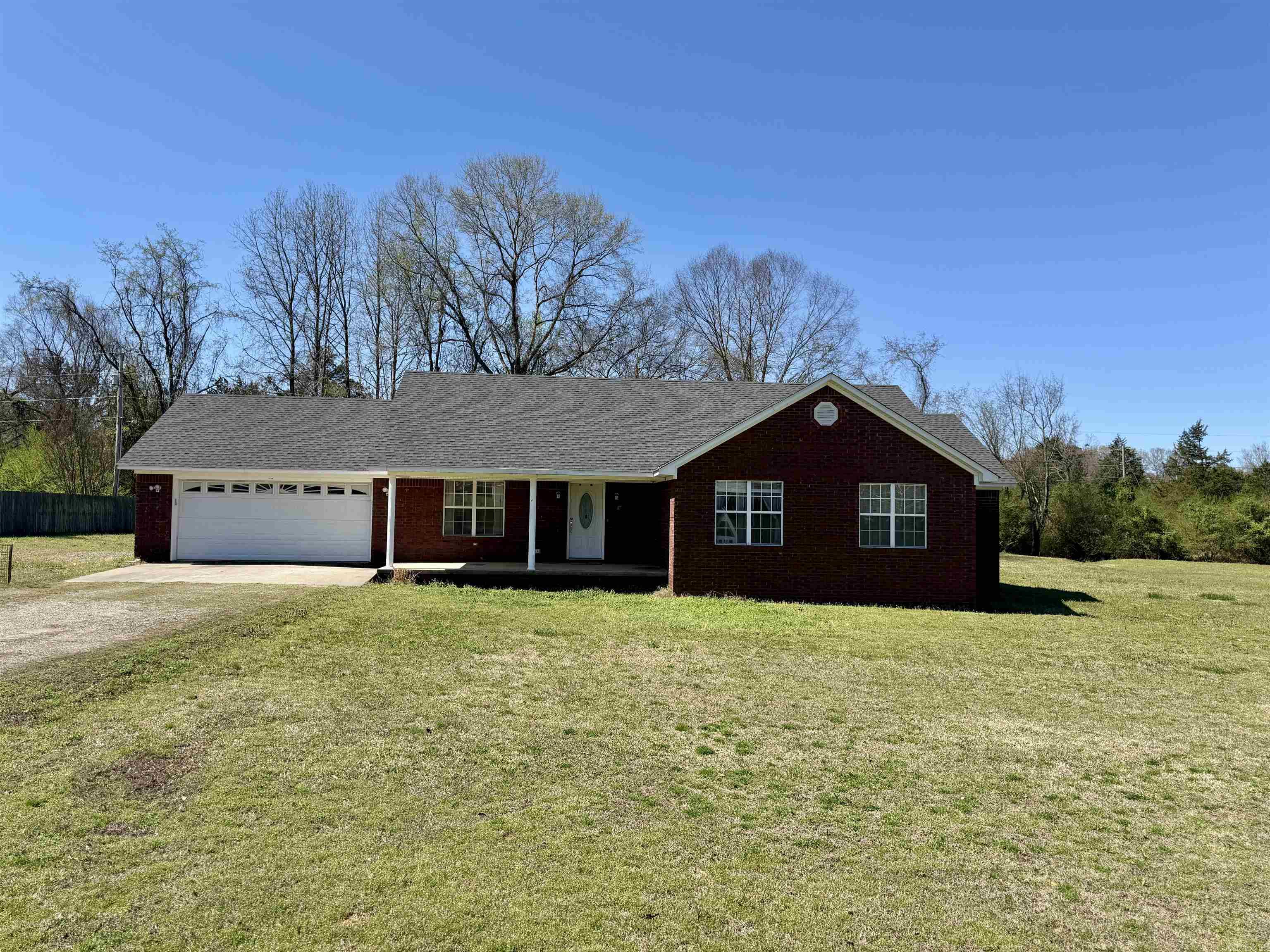 196 Angela Dr  Clarksville, AR