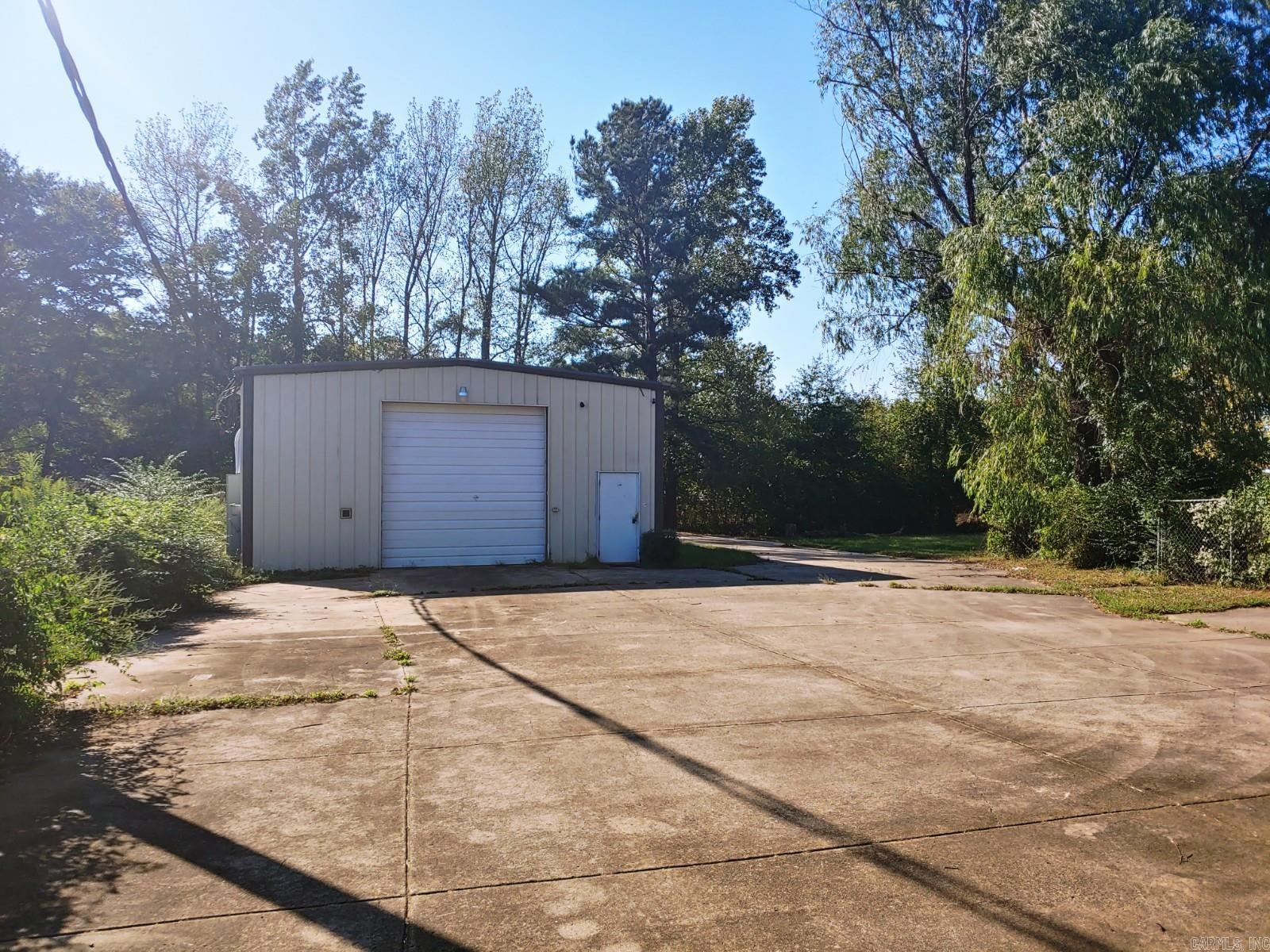 21505 Hwy 365 N  Maumelle, AR