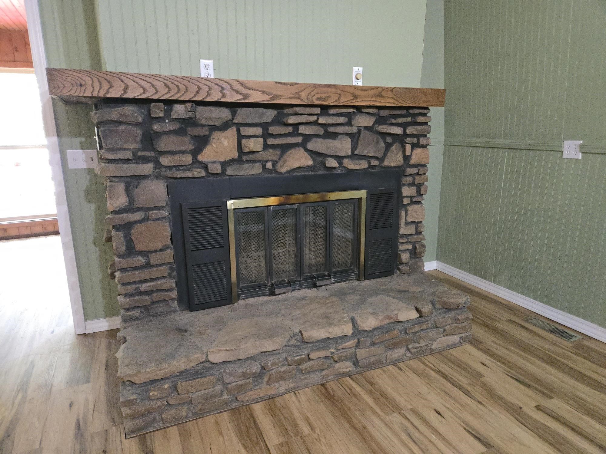 216 Bobo Drive Hardy, AR 72542