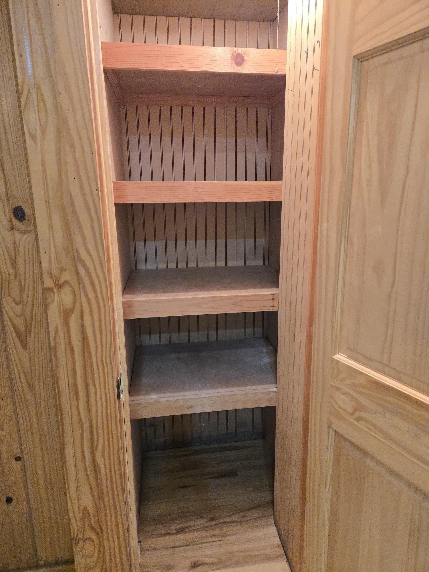 216 Bobo Drive Hardy, AR 72542