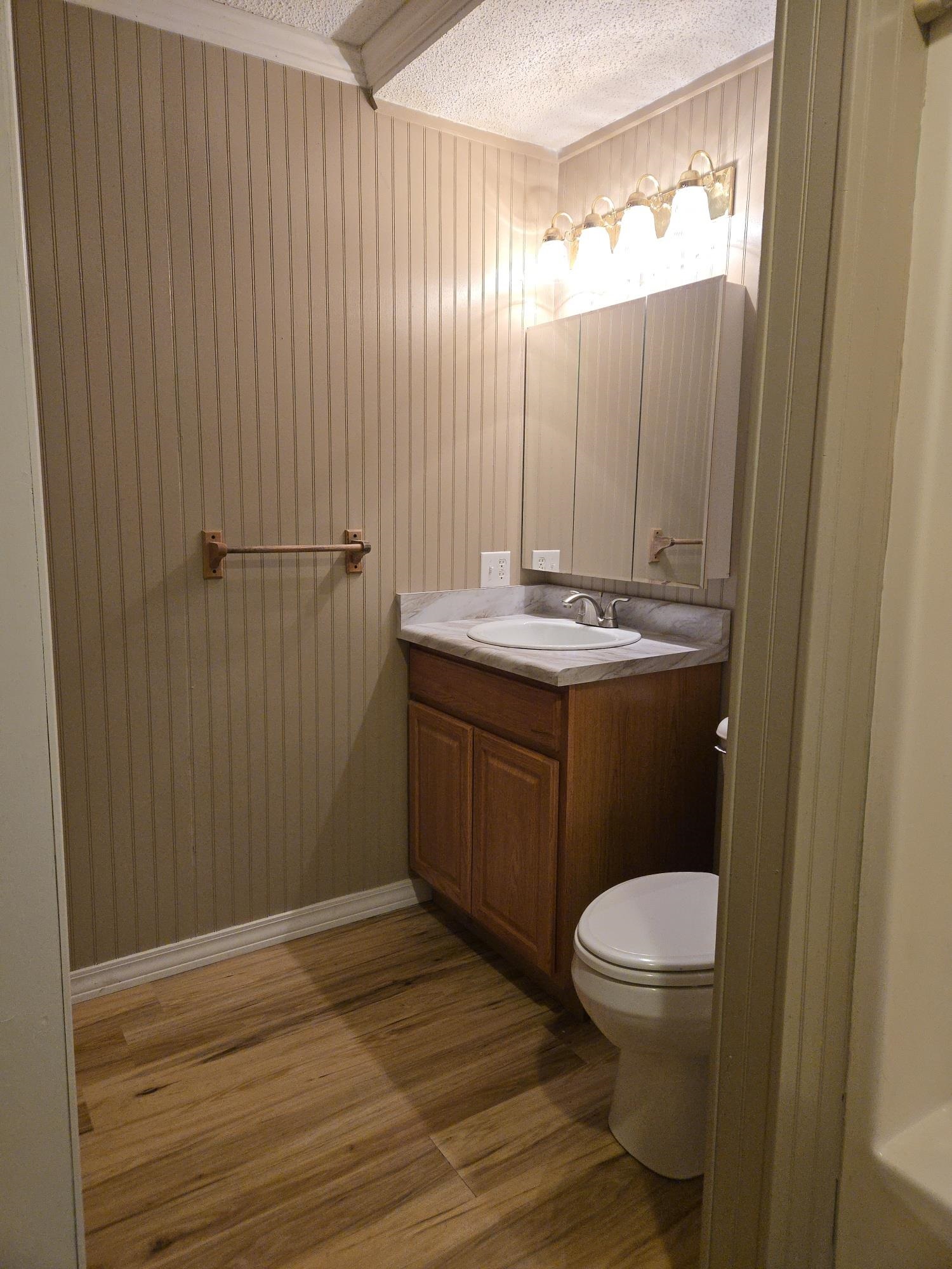 216 Bobo Drive Hardy, AR 72542