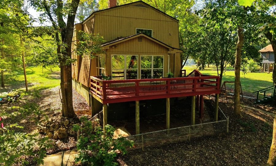 216 Bobo Drive Hardy, AR 72542