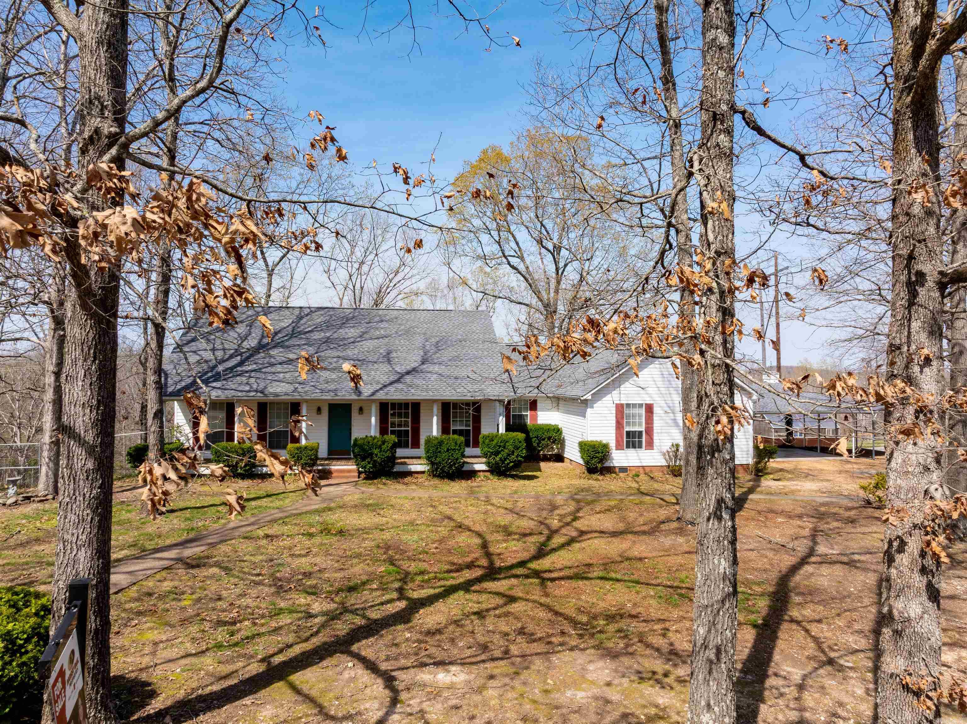 706 N Ridgeview  Mountain View, AR