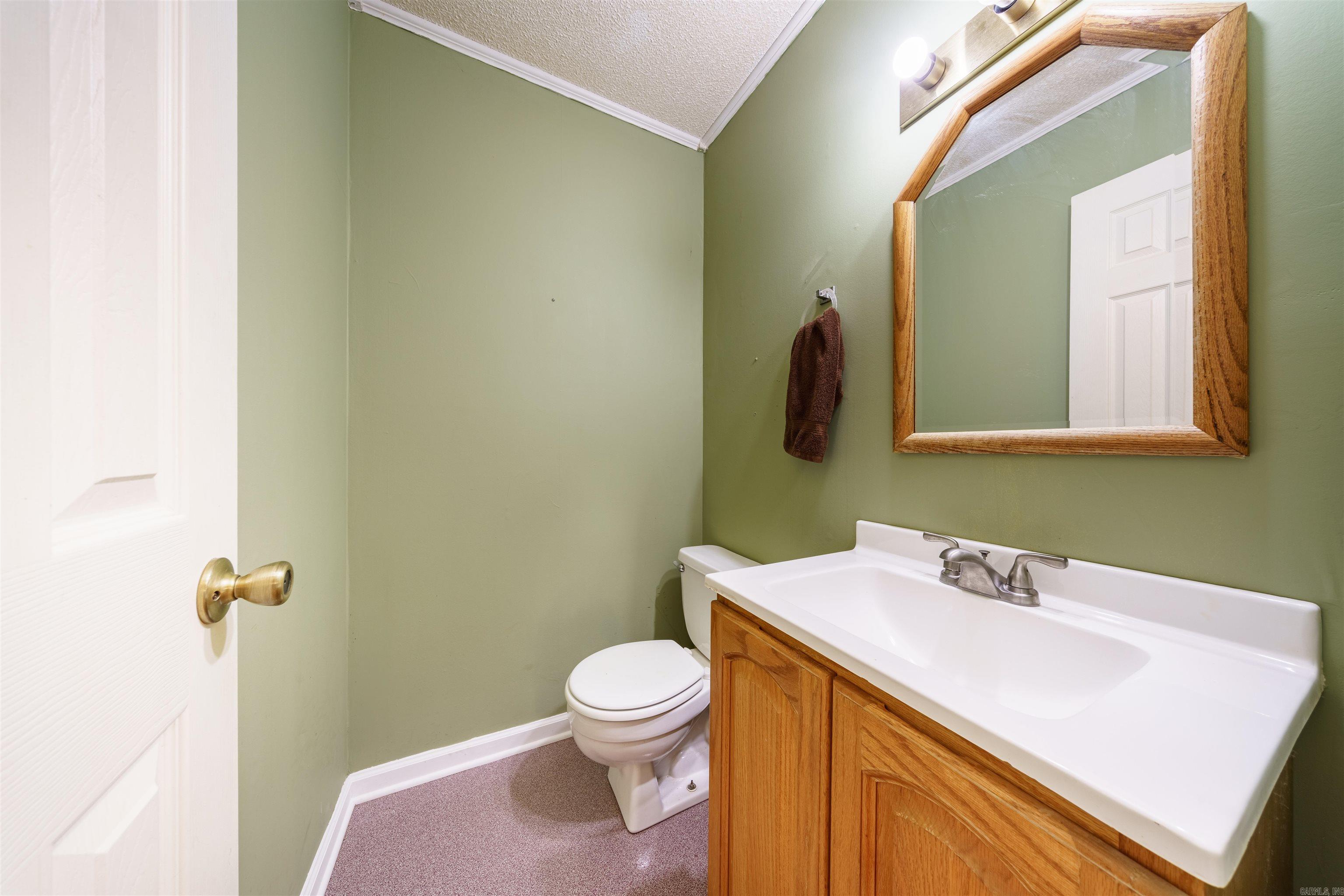 706 N Ridgeview  Mountain View, AR