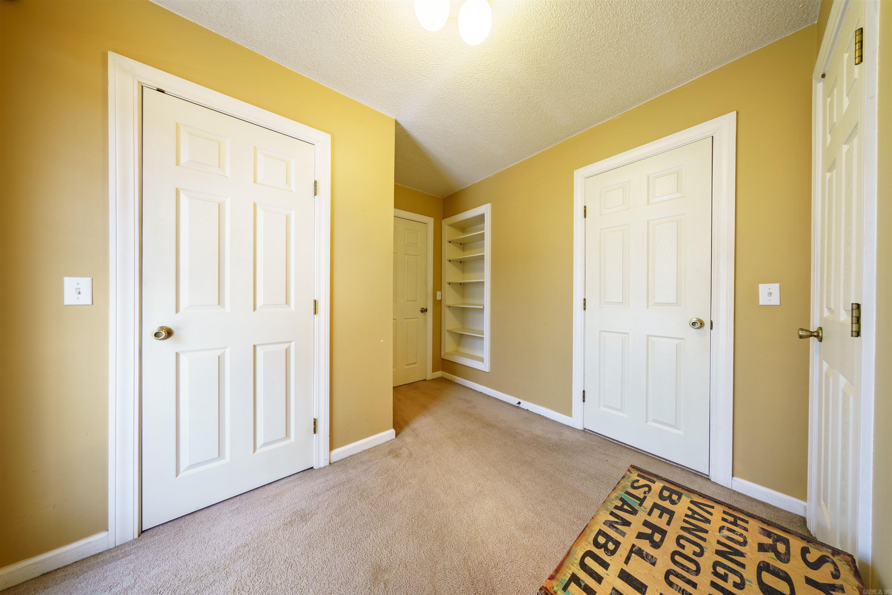 706 N Ridgeview  Mountain View, AR