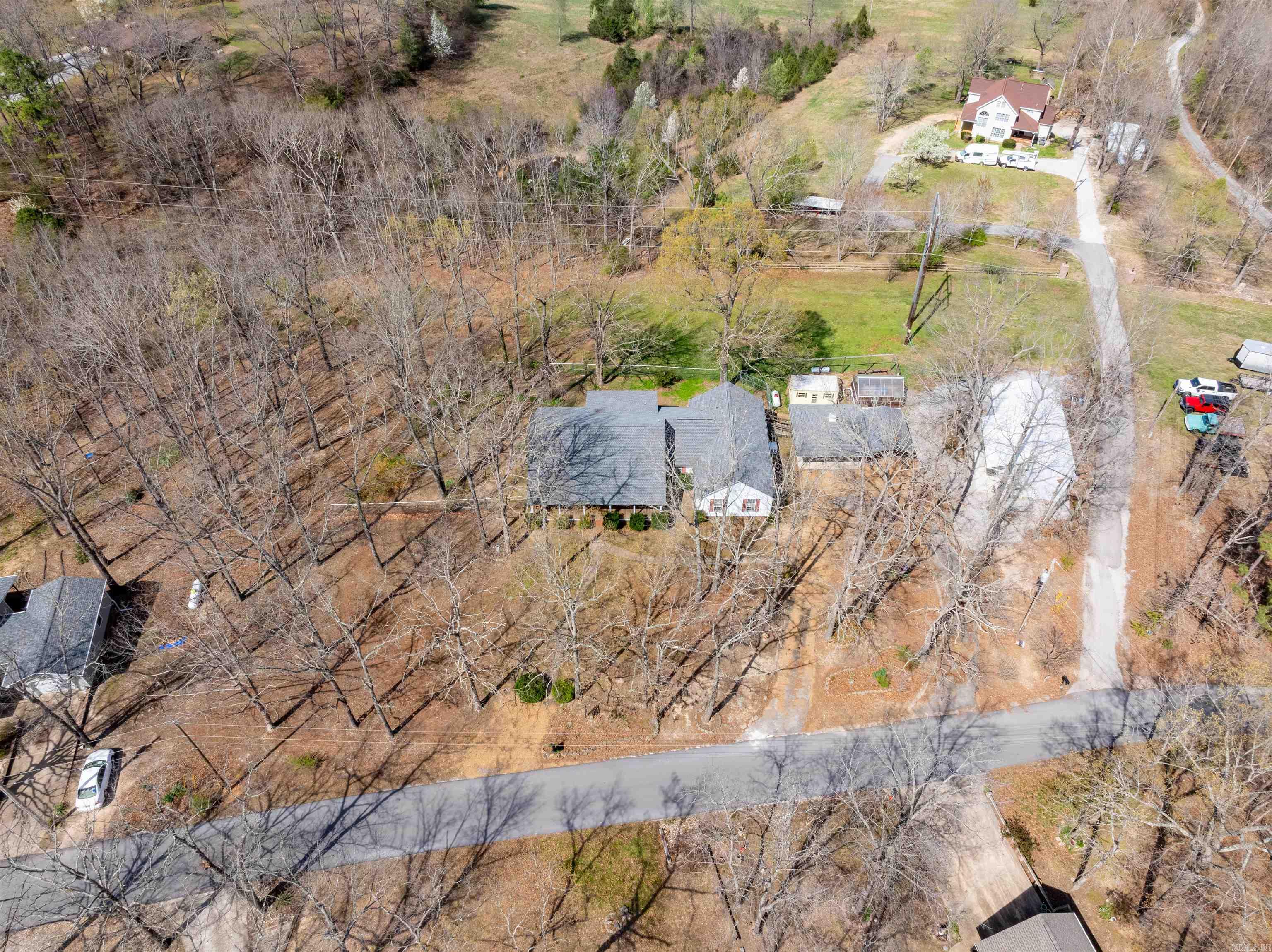 706 N Ridgeview  Mountain View, AR