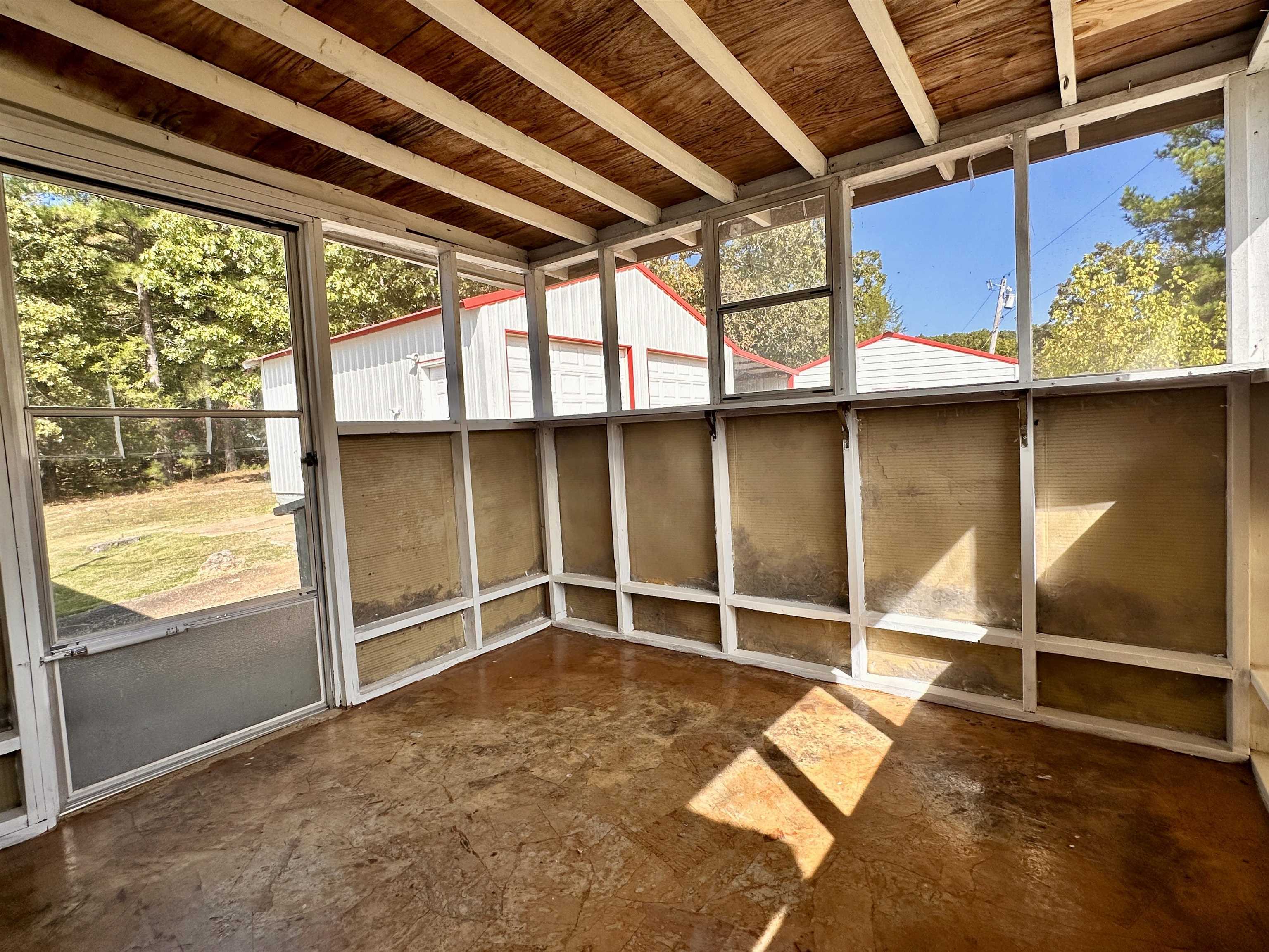 106 Edna  Highland, AR