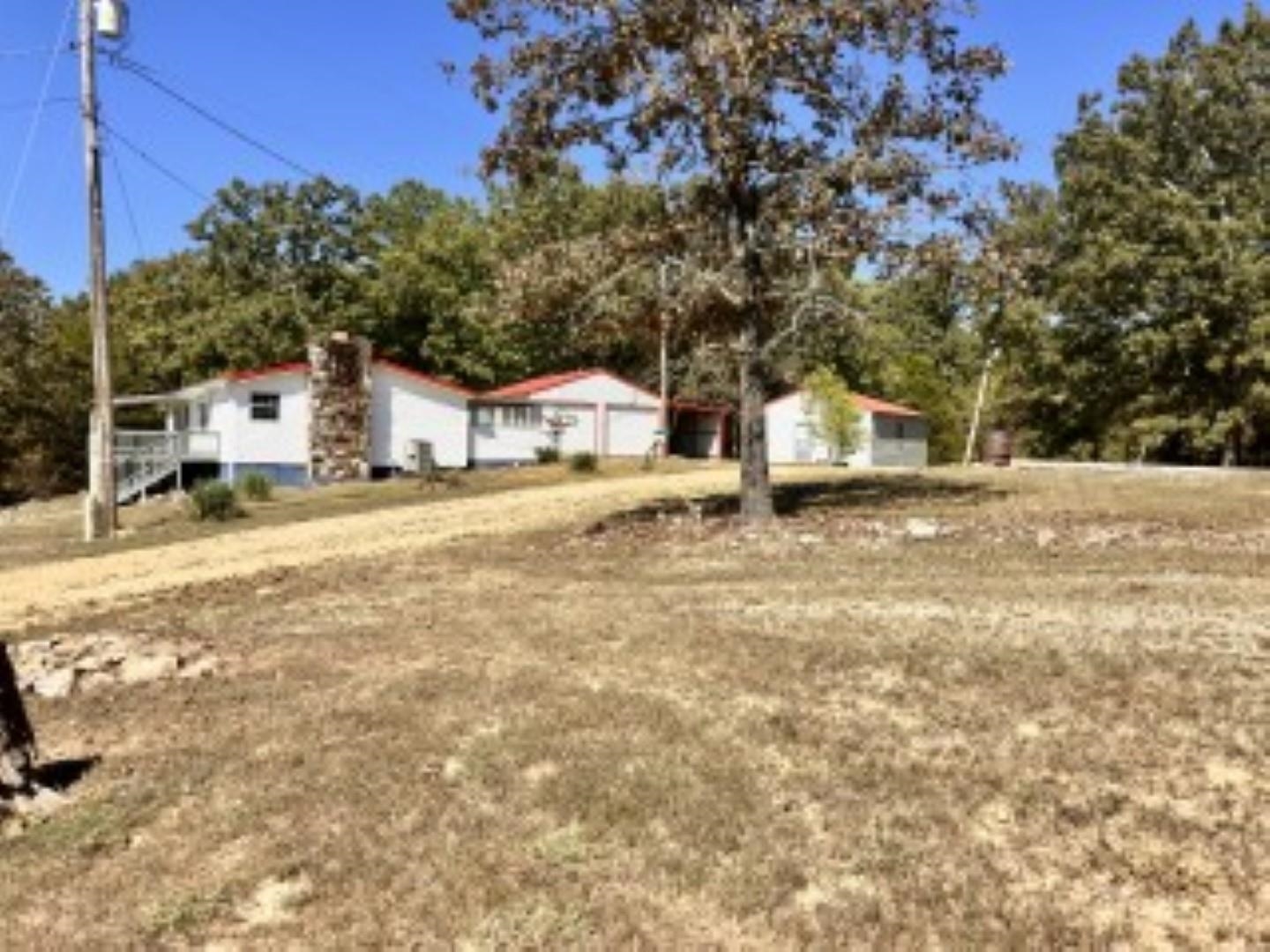 106 Edna  Highland, AR