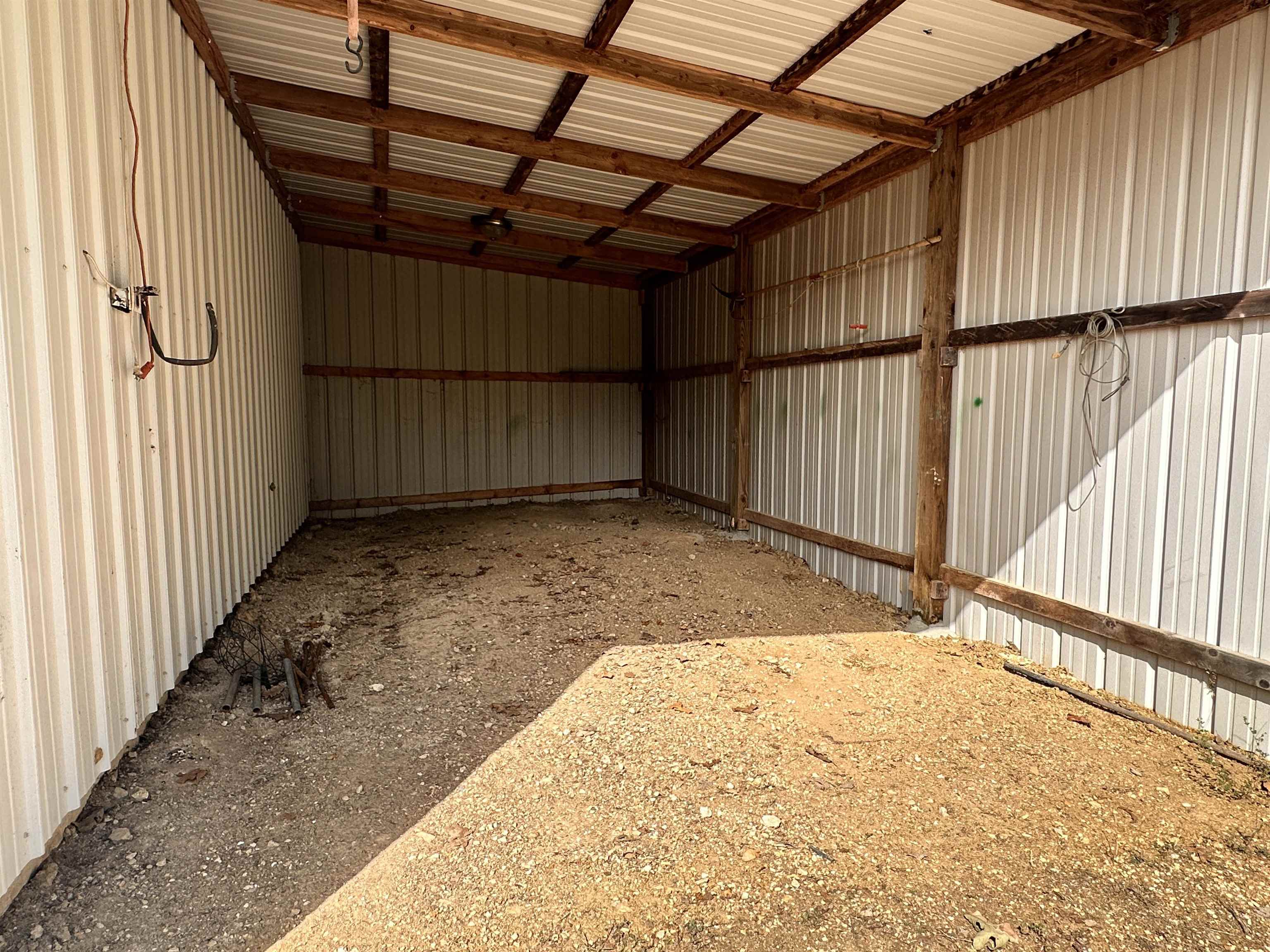 106 Edna  Highland, AR