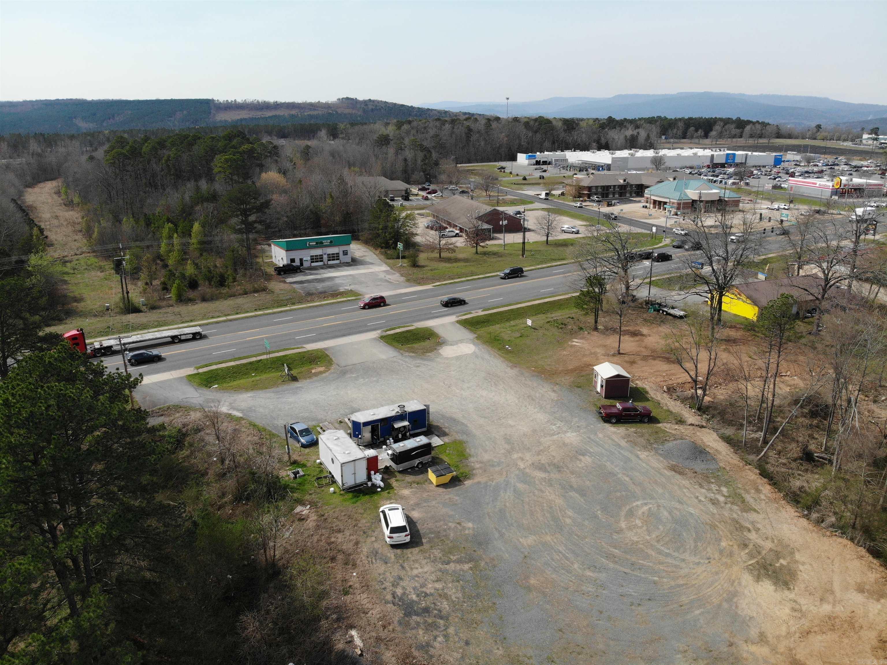 2153 S 65  Clinton, AR