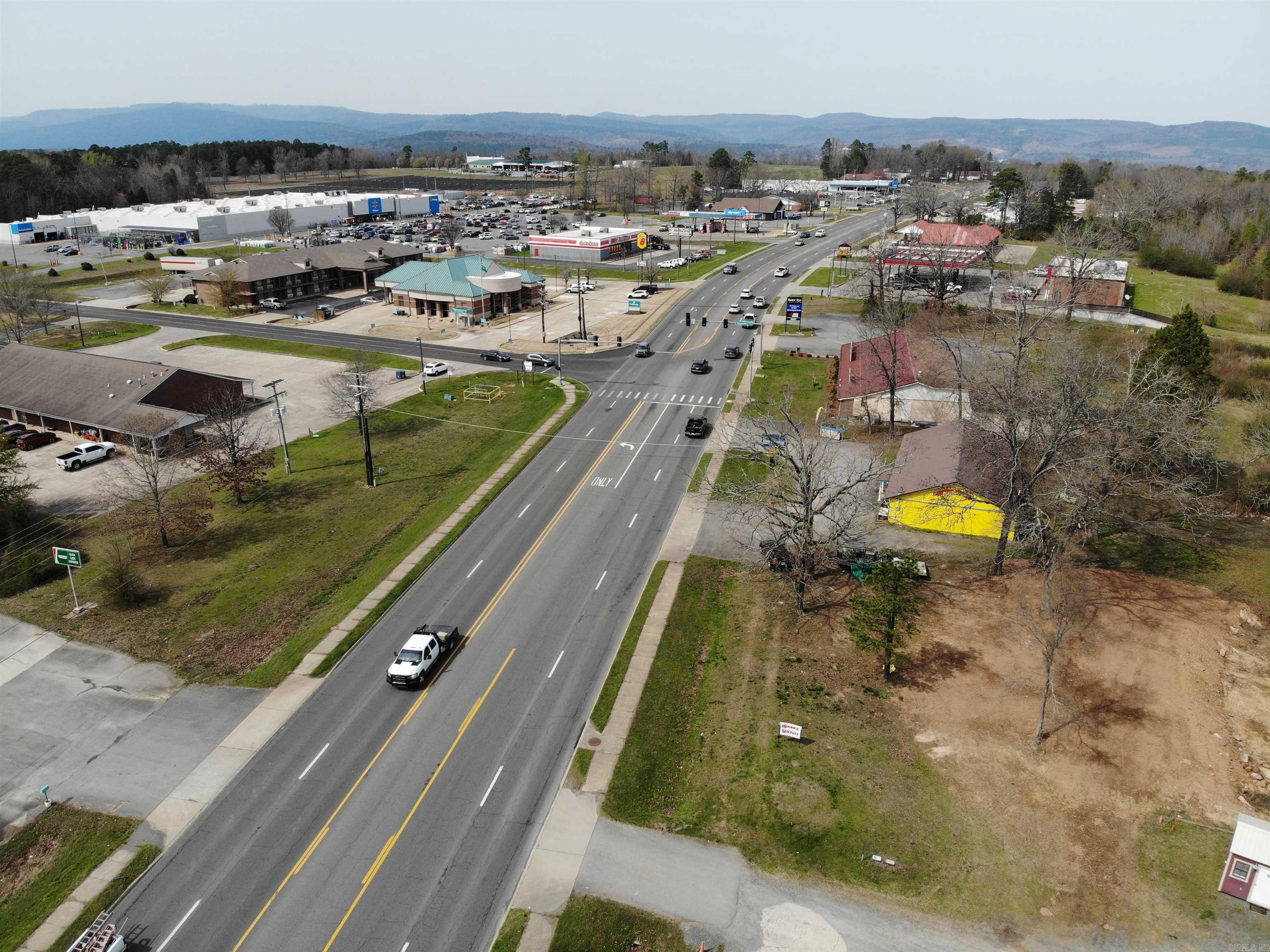 2153 S 65  Clinton, AR