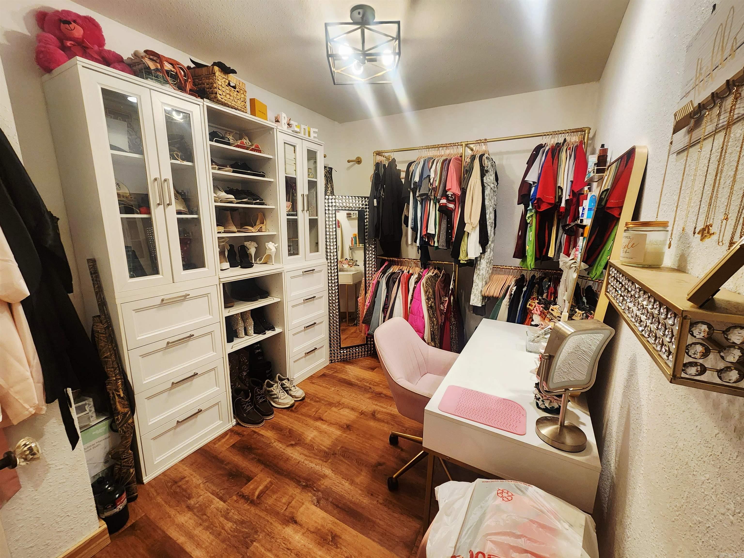 1195 & 1197 Gifford Tram  Malvern, AR