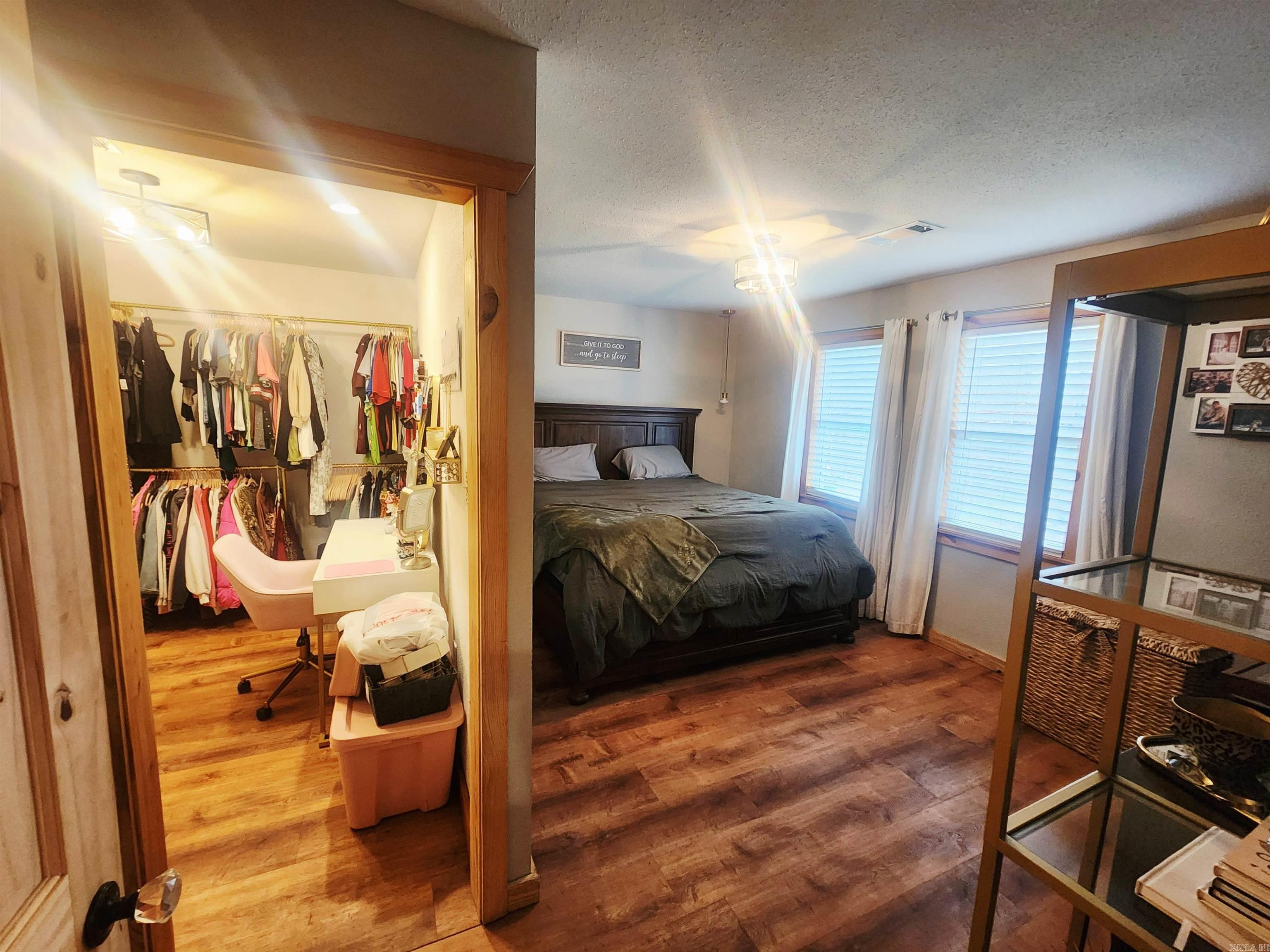 1195 & 1197 Gifford Tram  Malvern, AR