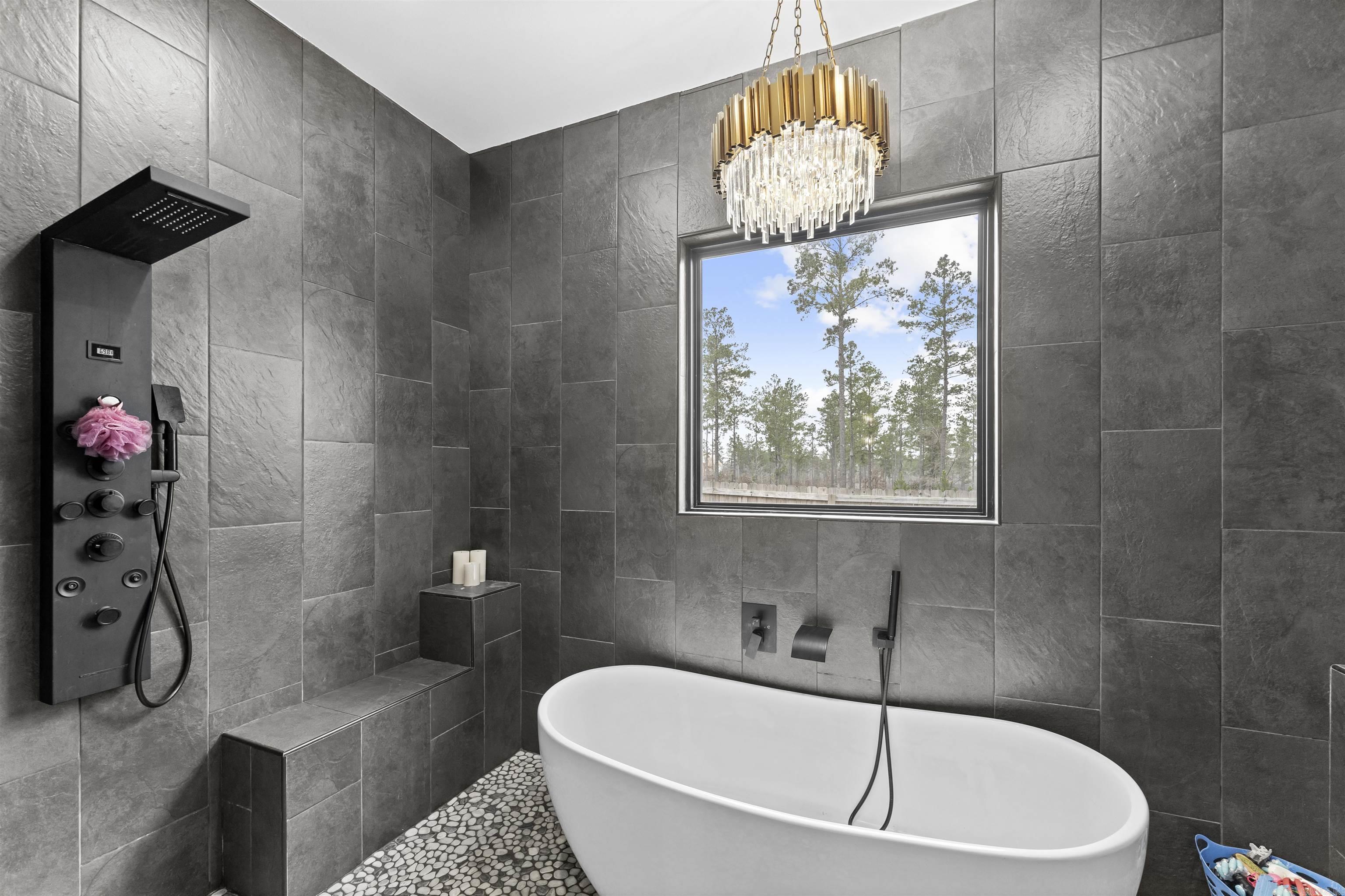 2065 Canyon Creek  Benton, AR