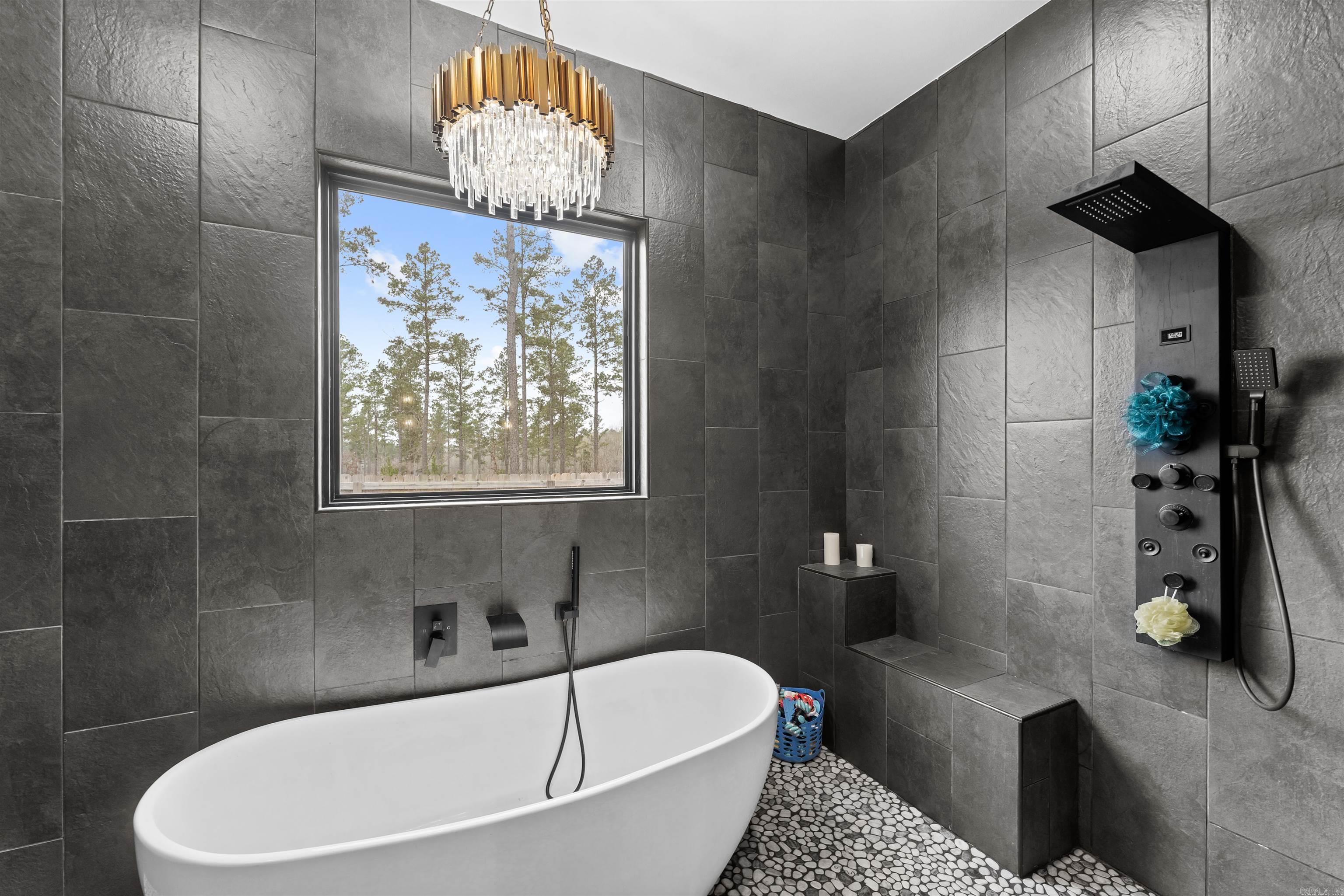 2065 Canyon Creek  Benton, AR