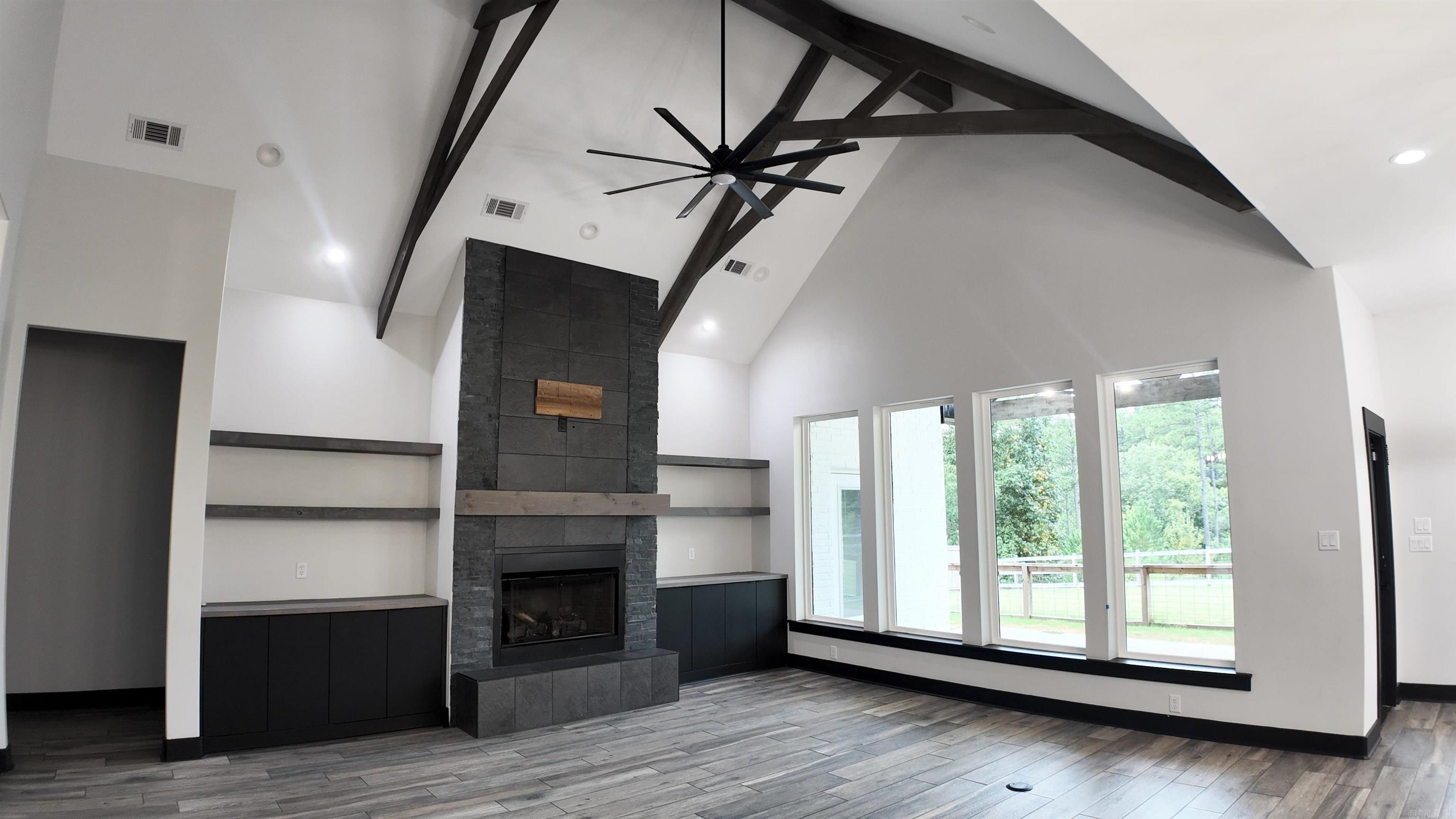 2065 Canyon Creek Parkway Benton, AR 72019