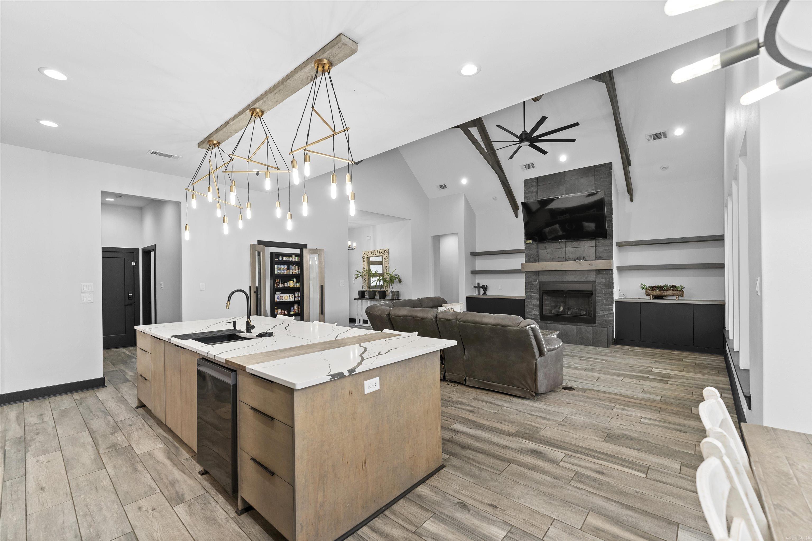 2065 Canyon Creek  Benton, AR