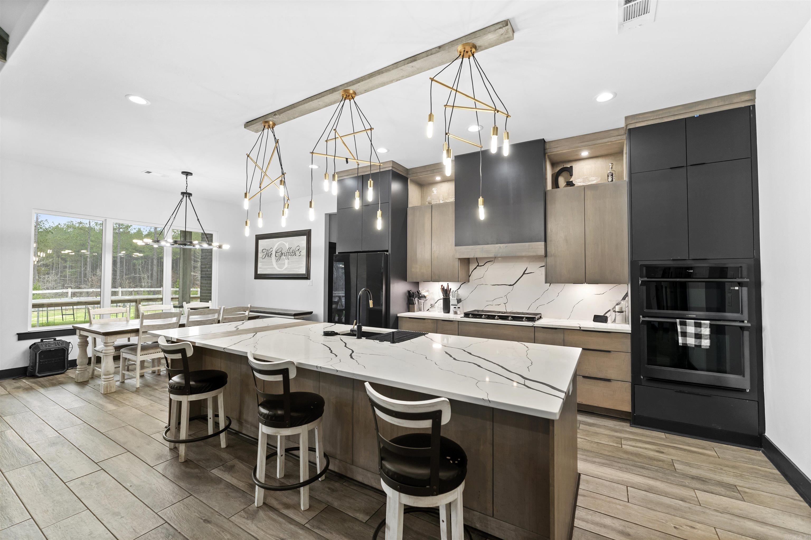 2065 Canyon Creek  Benton, AR