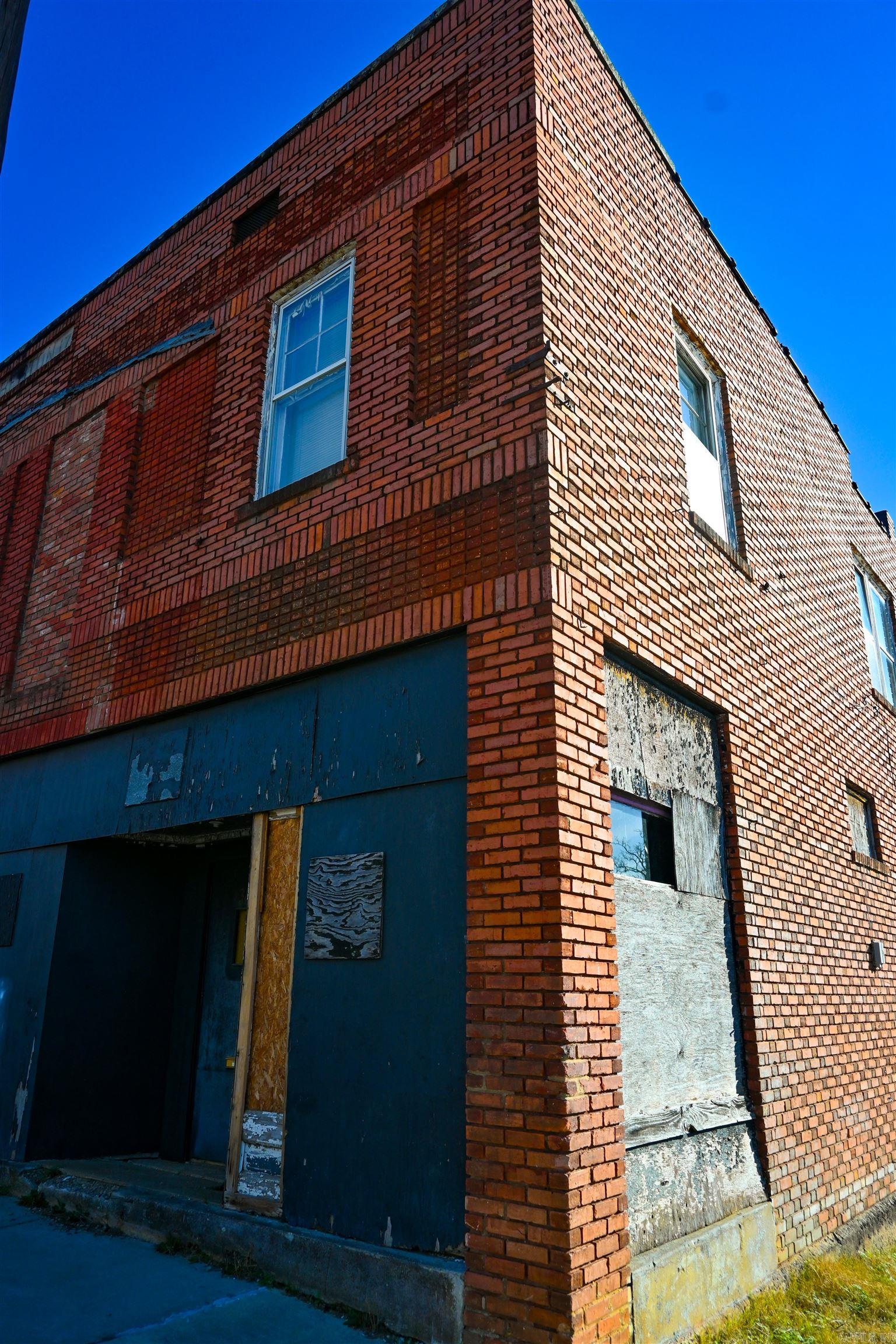 3823 W 13TH  Little Rock, AR