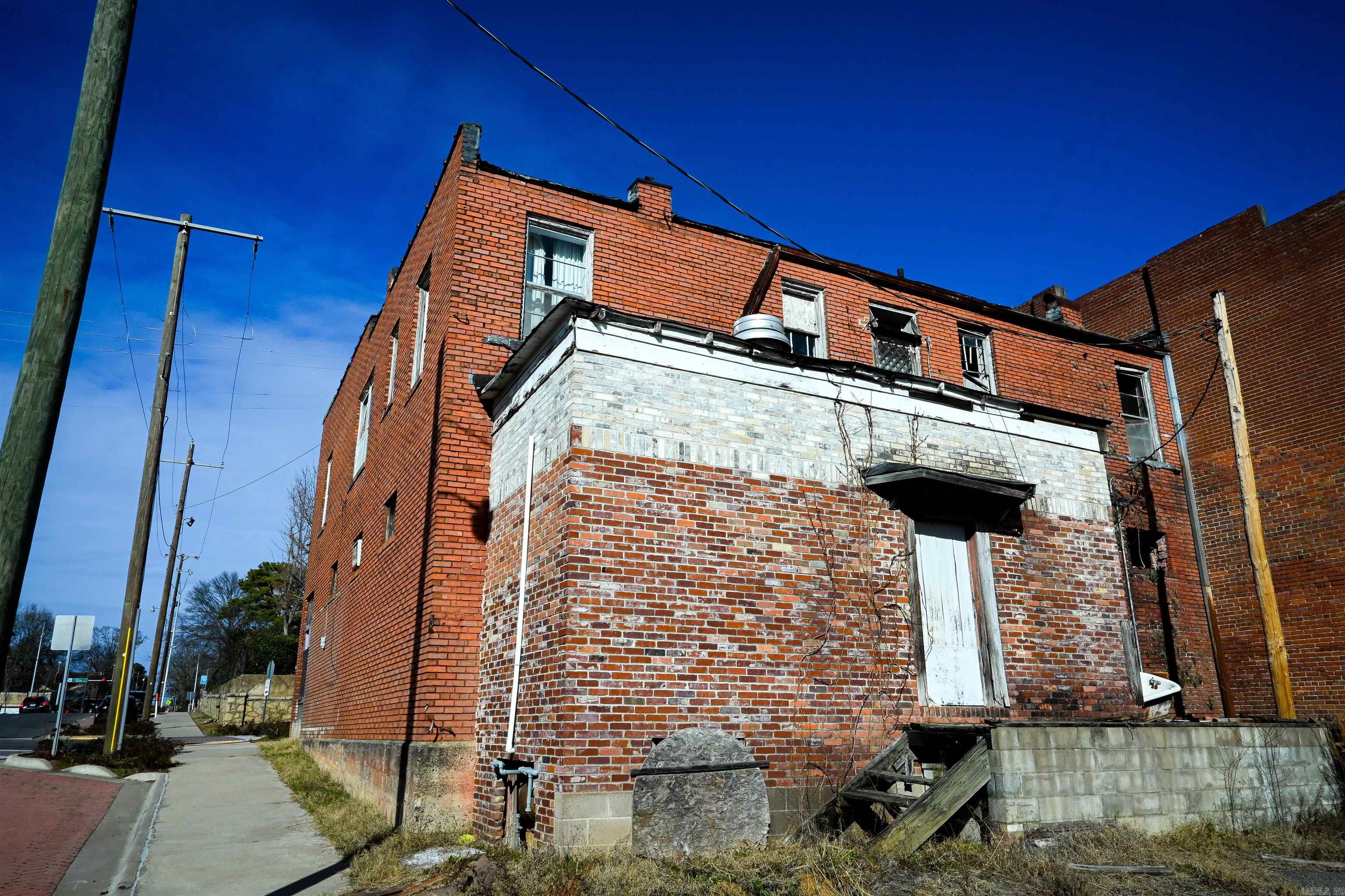 3823 W 13TH  Little Rock, AR