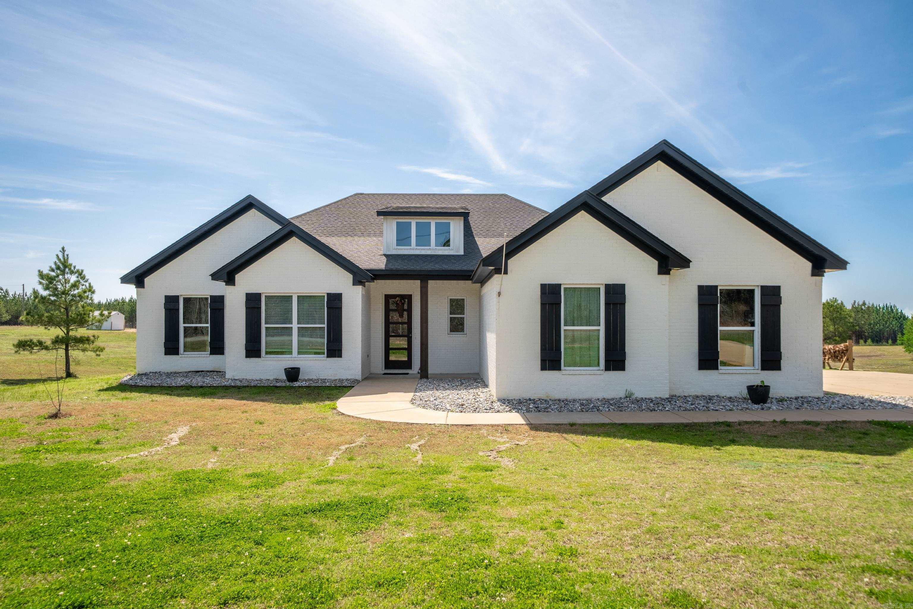 10535 Highway 298  Benton, AR