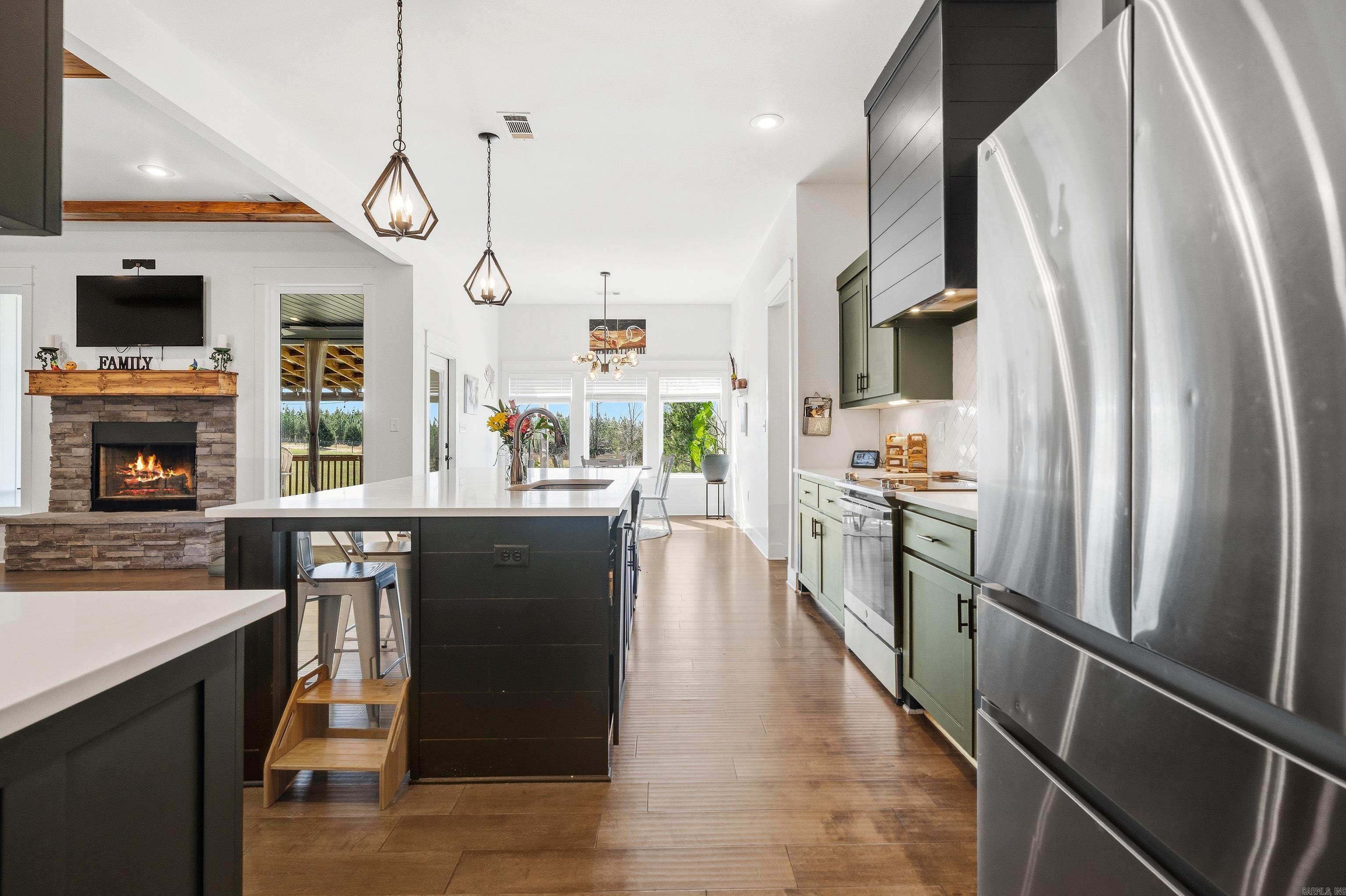 10535 Highway 298  Benton, AR