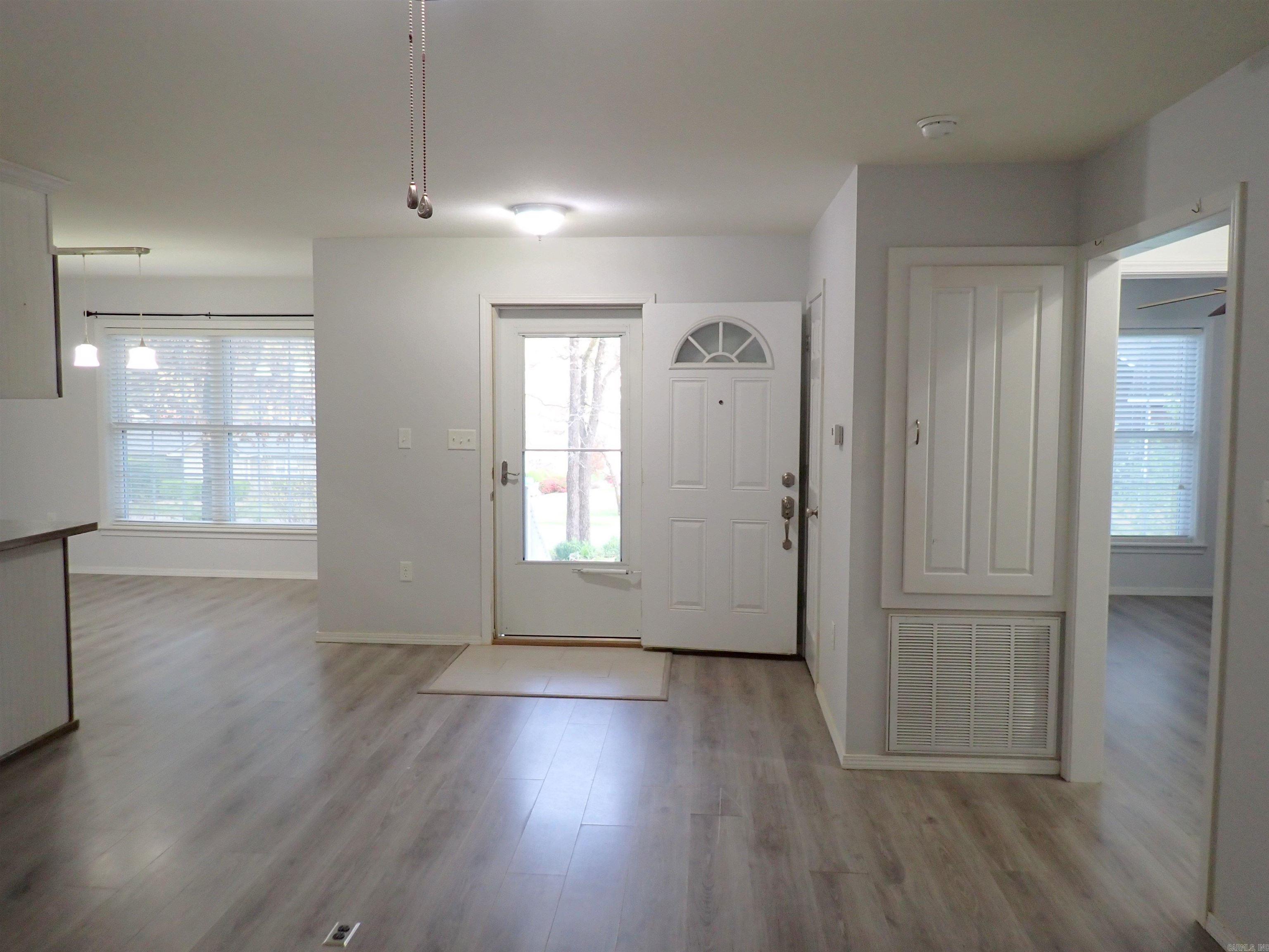 125 Shore Acres Drive Hot Springs, AR 71913-9578