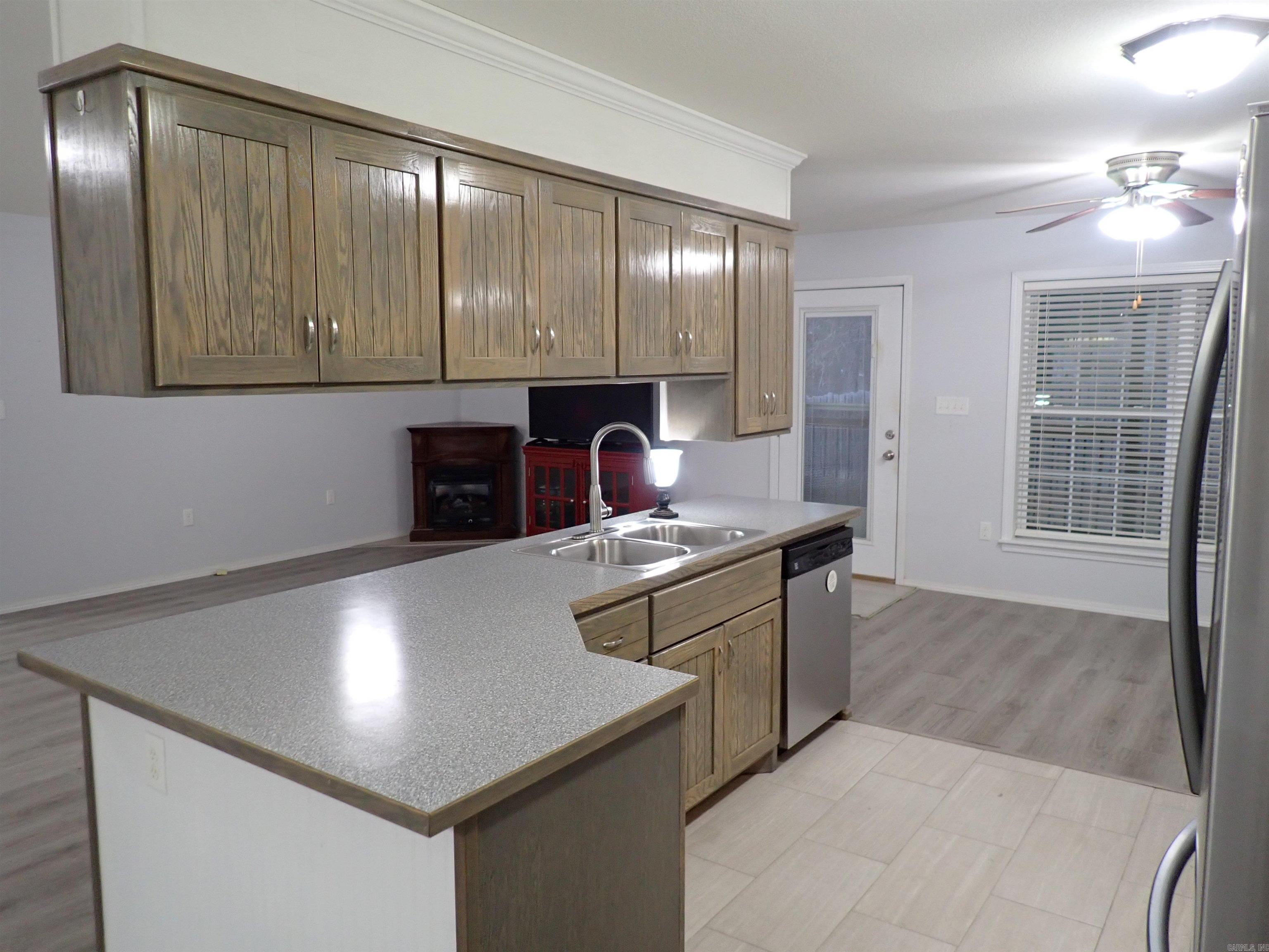 125 Shore Acres Drive Hot Springs, AR 71913-9578