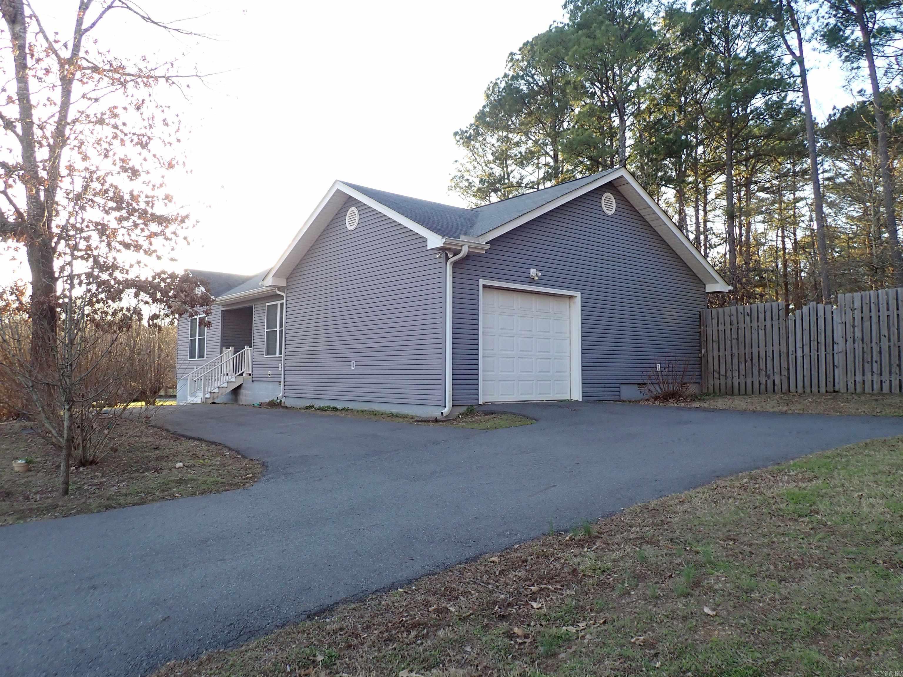 125 Shore Acres Drive Hot Springs, AR 71913-9578