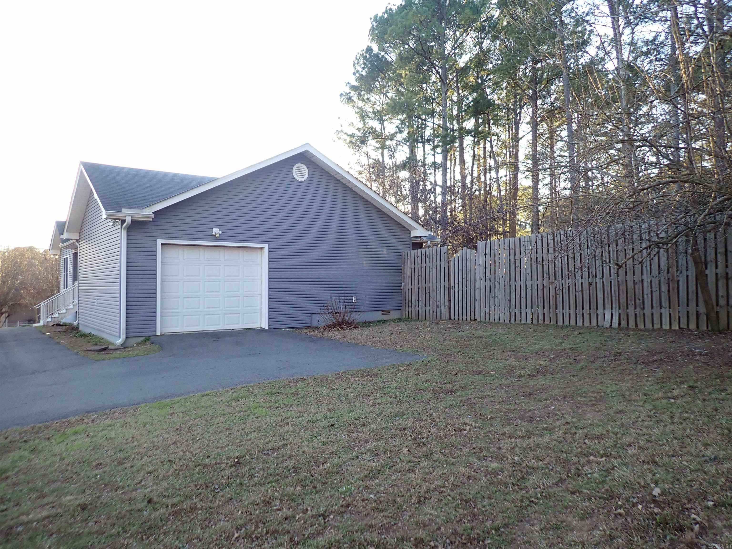 125 Shore Acres Drive Hot Springs, AR 71913-9578