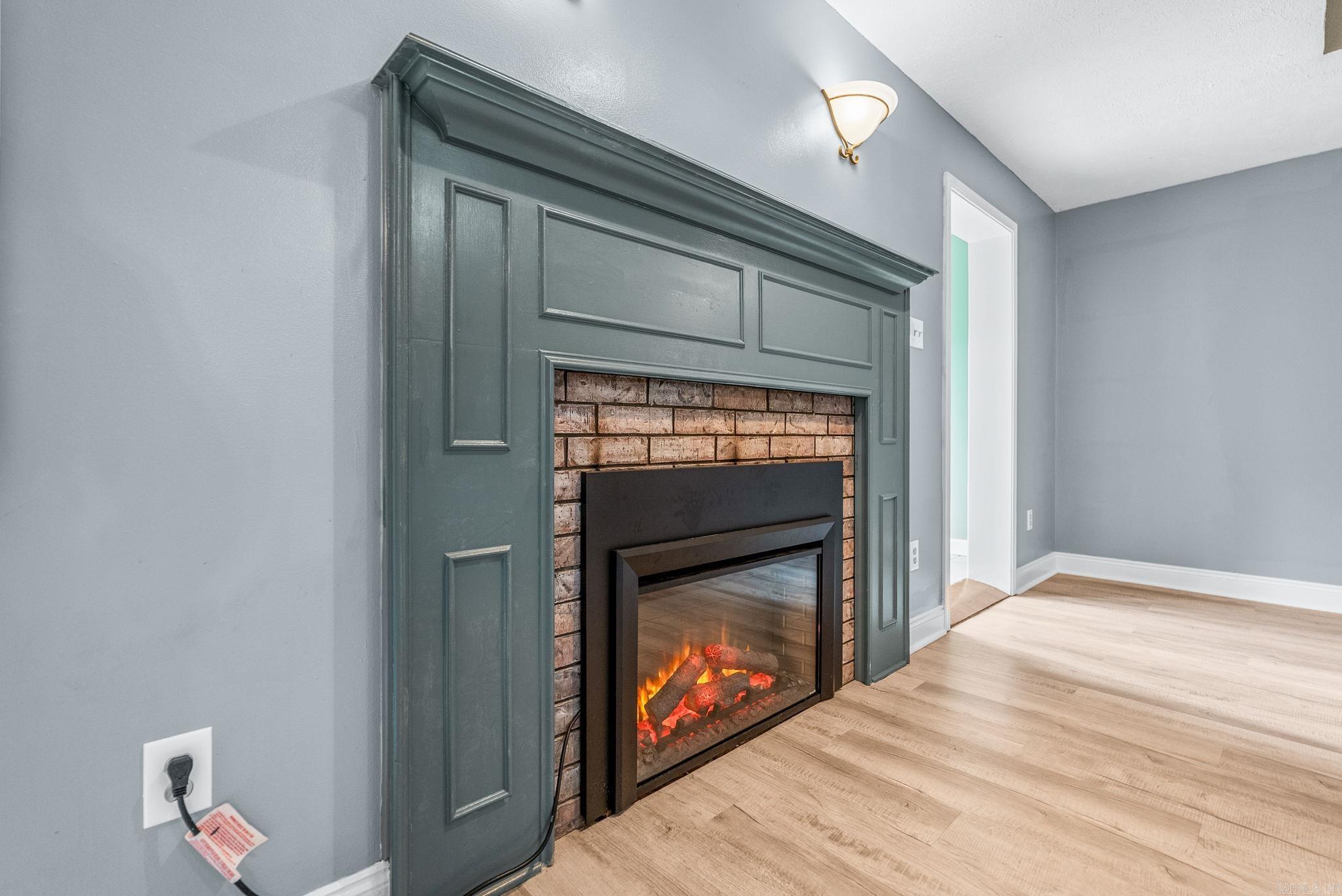 9 Burnett  Greenbrier, AR