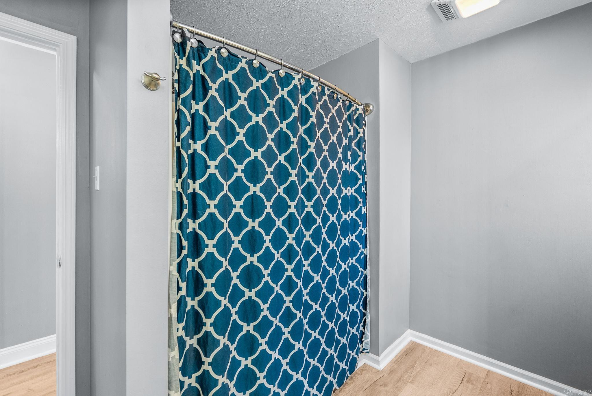 9 Burnett  Greenbrier, AR