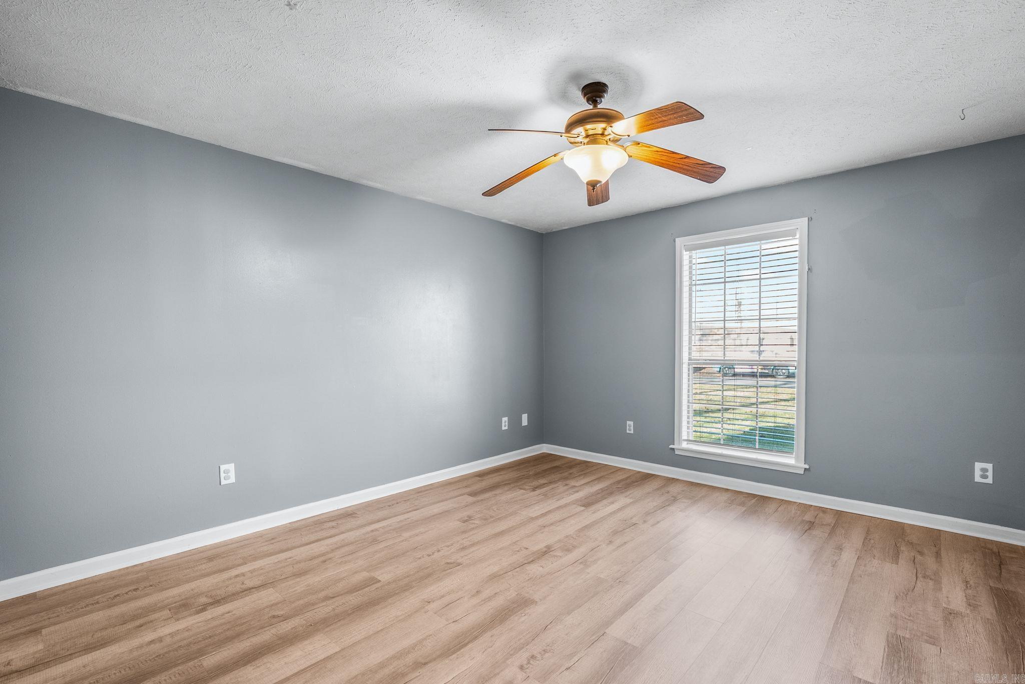 9 Burnett  Greenbrier, AR