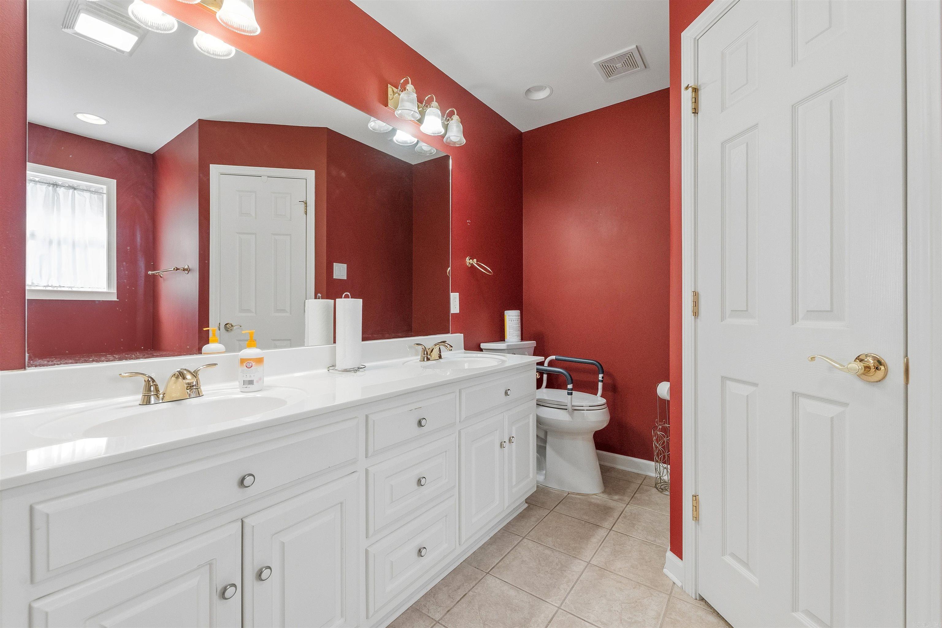 7155 Park Meadows  Sherwood, AR