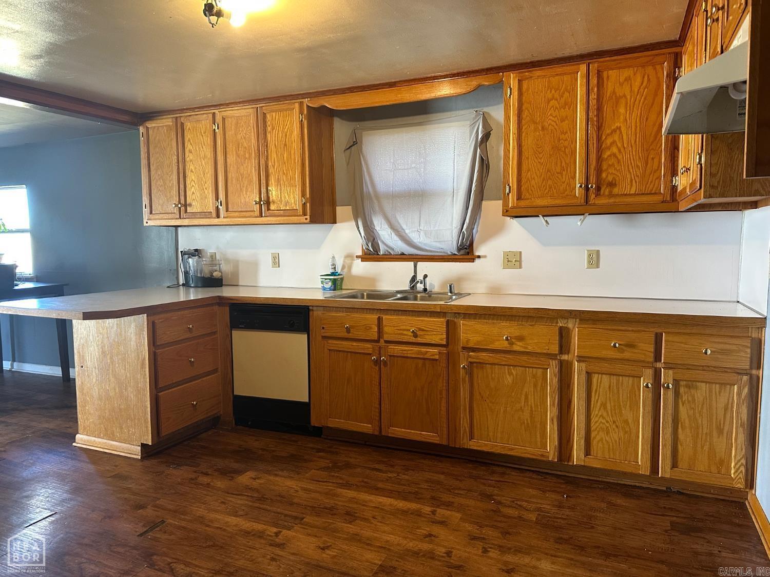 8 Locust  Mayflower, AR