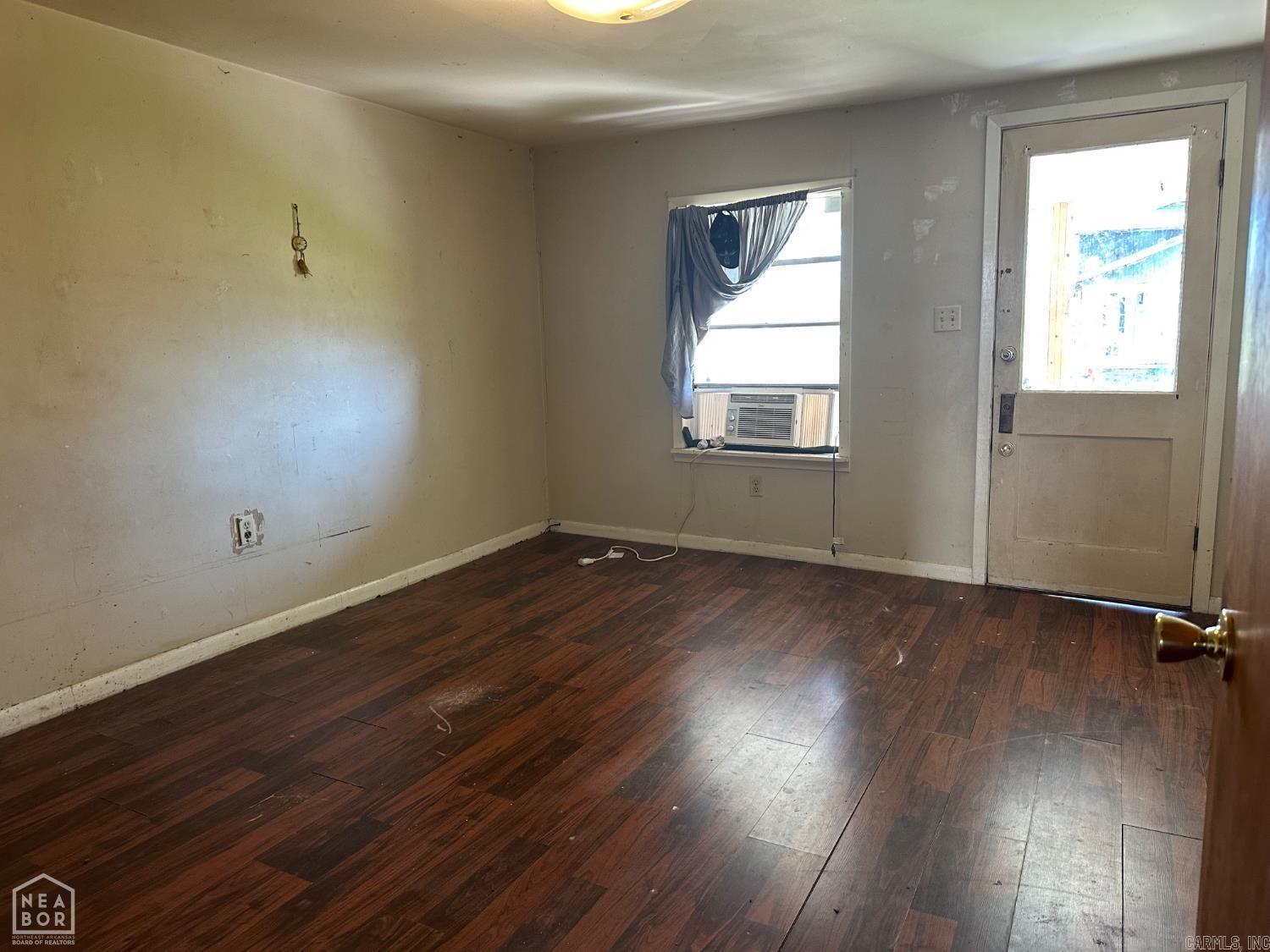 8 Locust  Mayflower, AR