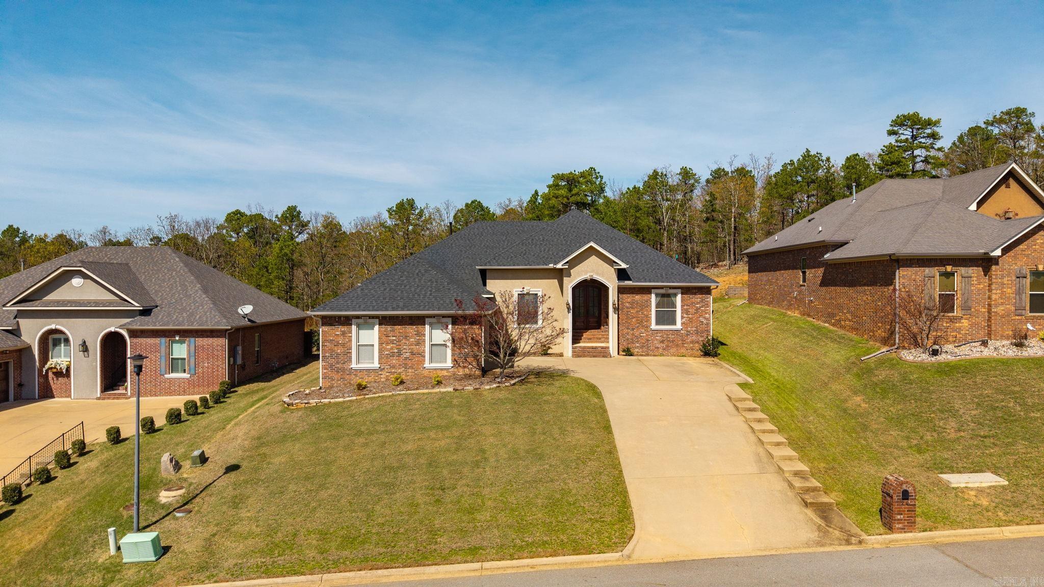 24 Basswood Terrace  Maumelle, AR