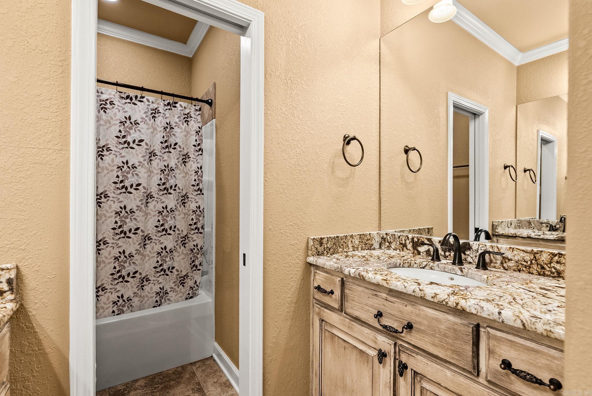 24 Basswood Terrace  Maumelle, AR