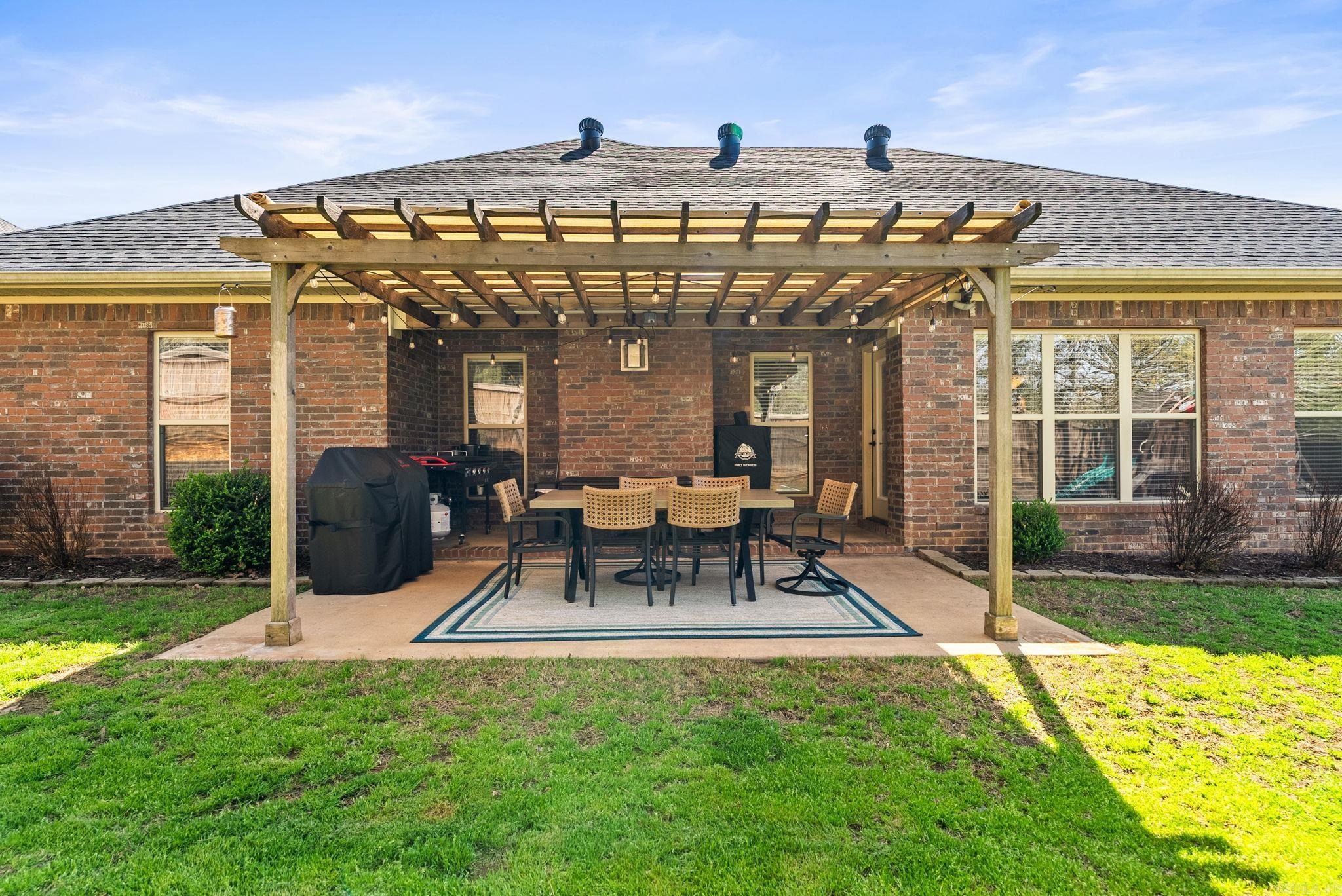 24 Basswood Terrace  Maumelle, AR