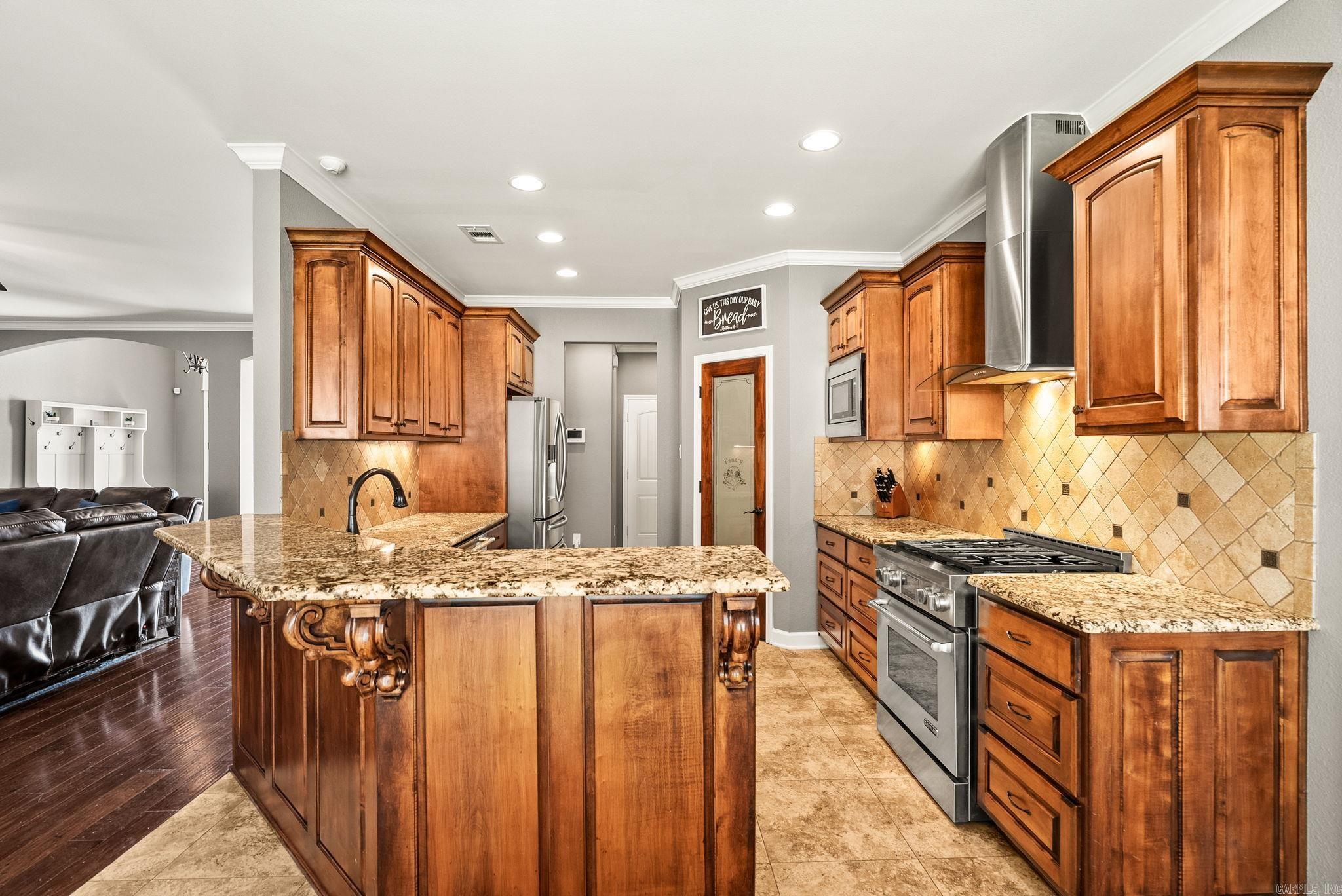 24 Basswood Terrace  Maumelle, AR